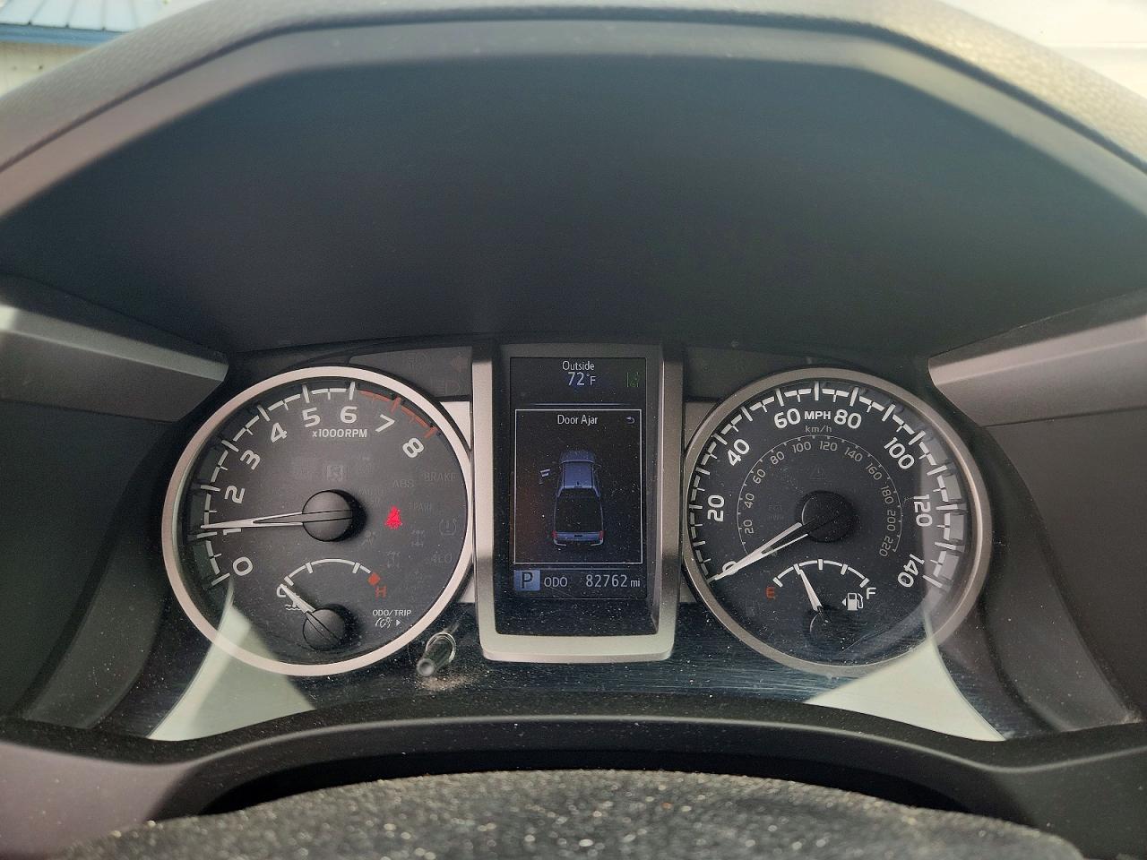 2019 Toyota Tacoma Sr5 V6 Silver vin: 3TMCZ5AN5KM242485