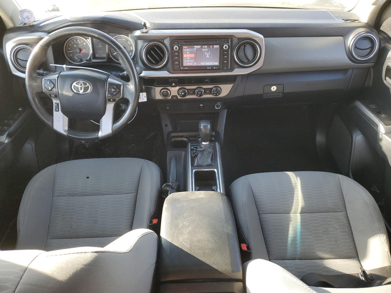 2017 Toyota Tacoma Double Cab Белый vin: 3TMCZ5AN6HM075188 Damage: Left Front Seat Cushion, Burn Hole, 3 to 4 inches