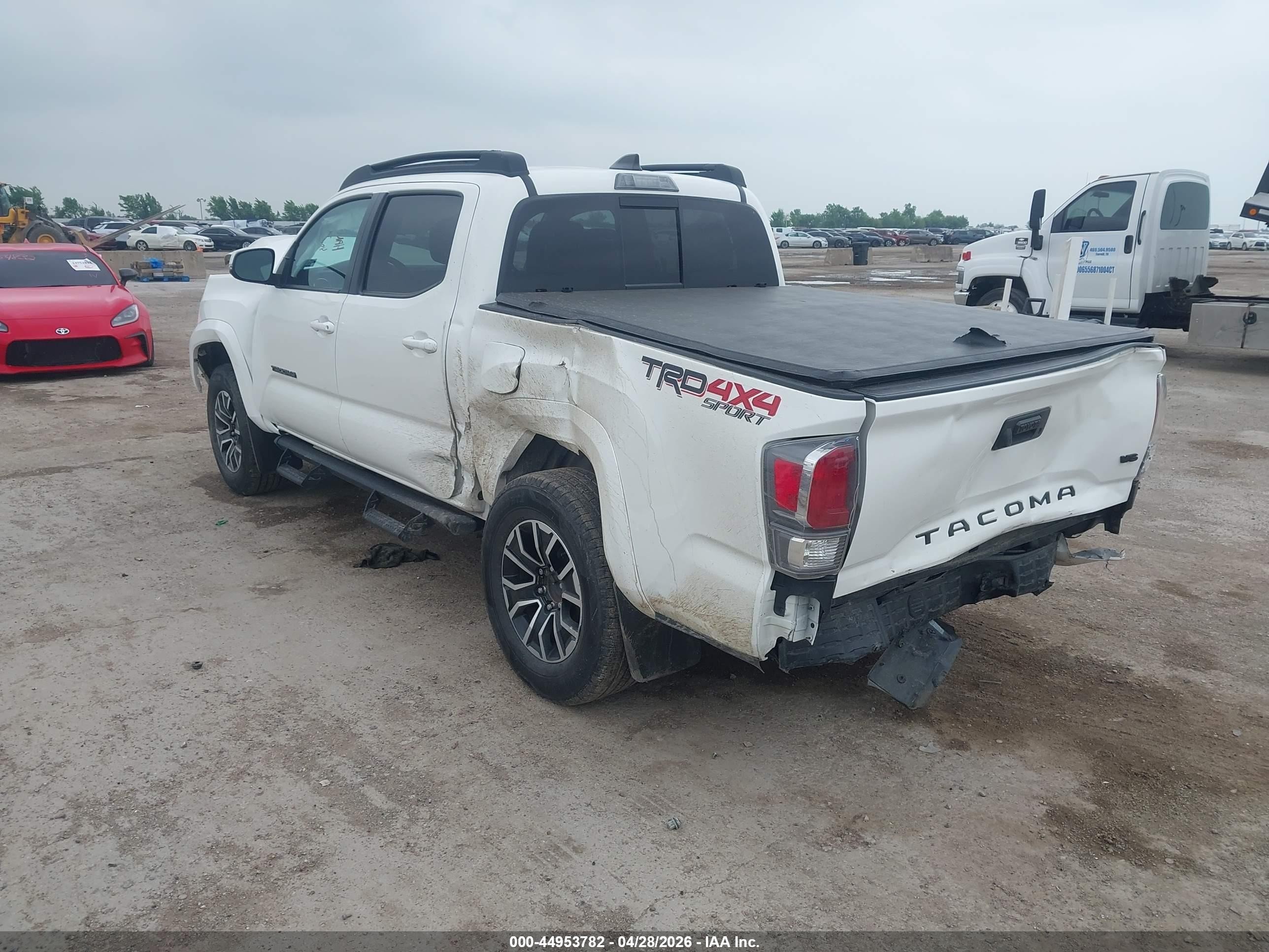 2022 Toyota Tacoma Trd Sport White vin: 3TMCZ5AN6NM459452