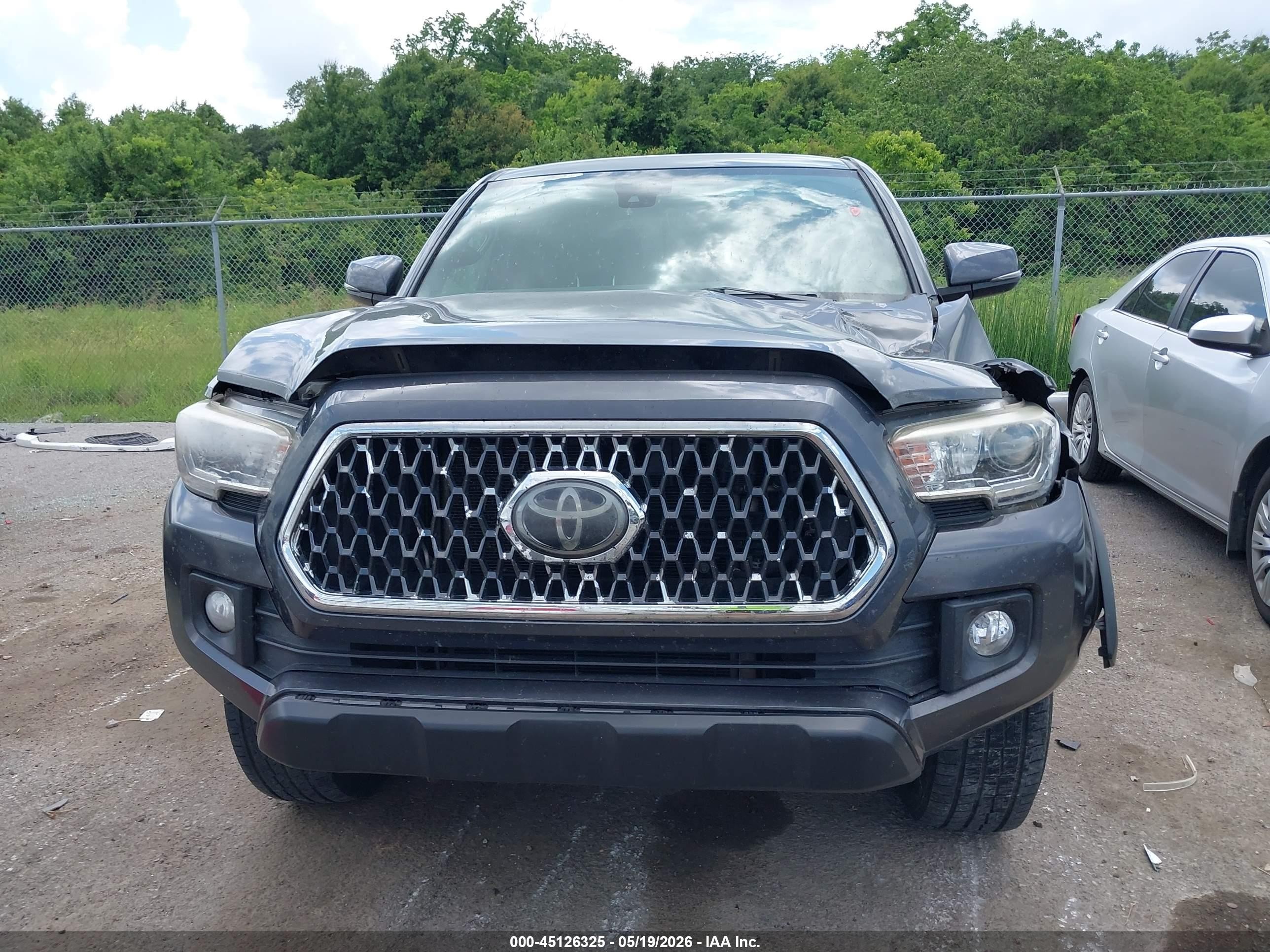 2019 Toyota Tacoma Trd Off Road Серый vin: 3TMCZ5AN7KM214459