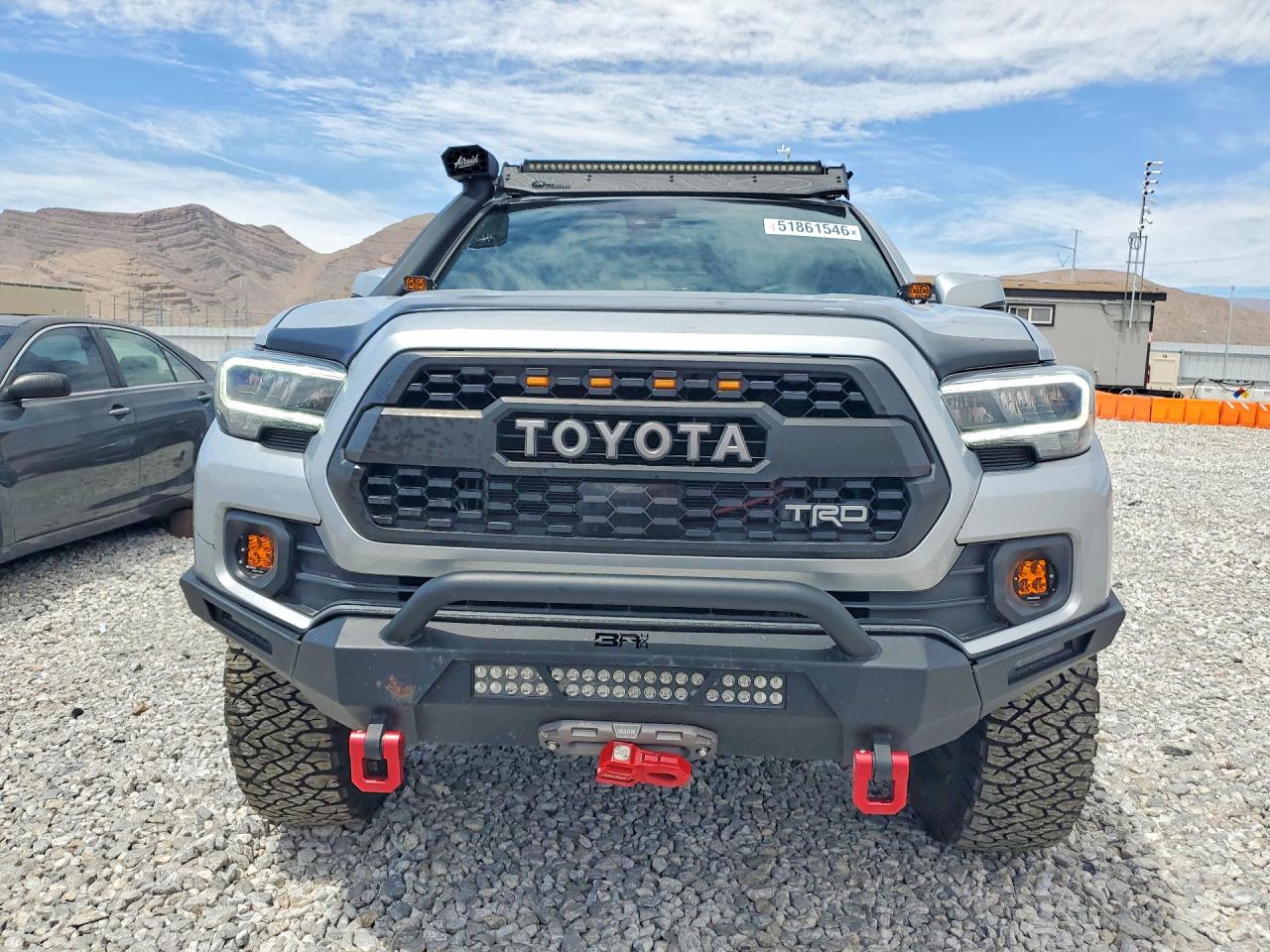2022 Toyota Tacoma Trd Off-road Silver vin: 3TMCZ5AN7NM491665