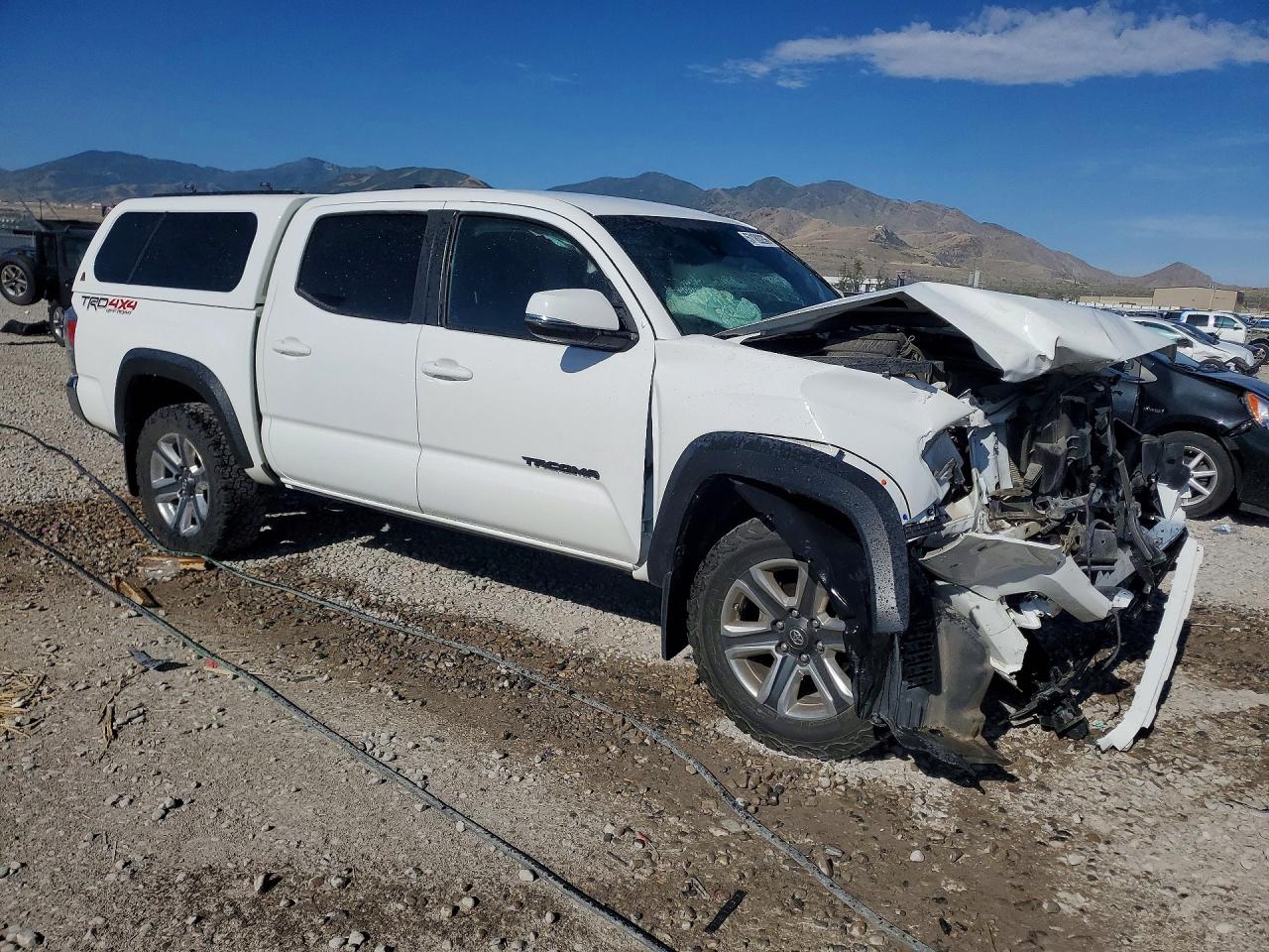 2023 Toyota Tacoma Trd Off-road Белый vin: 3TMCZ5AN7PM541676