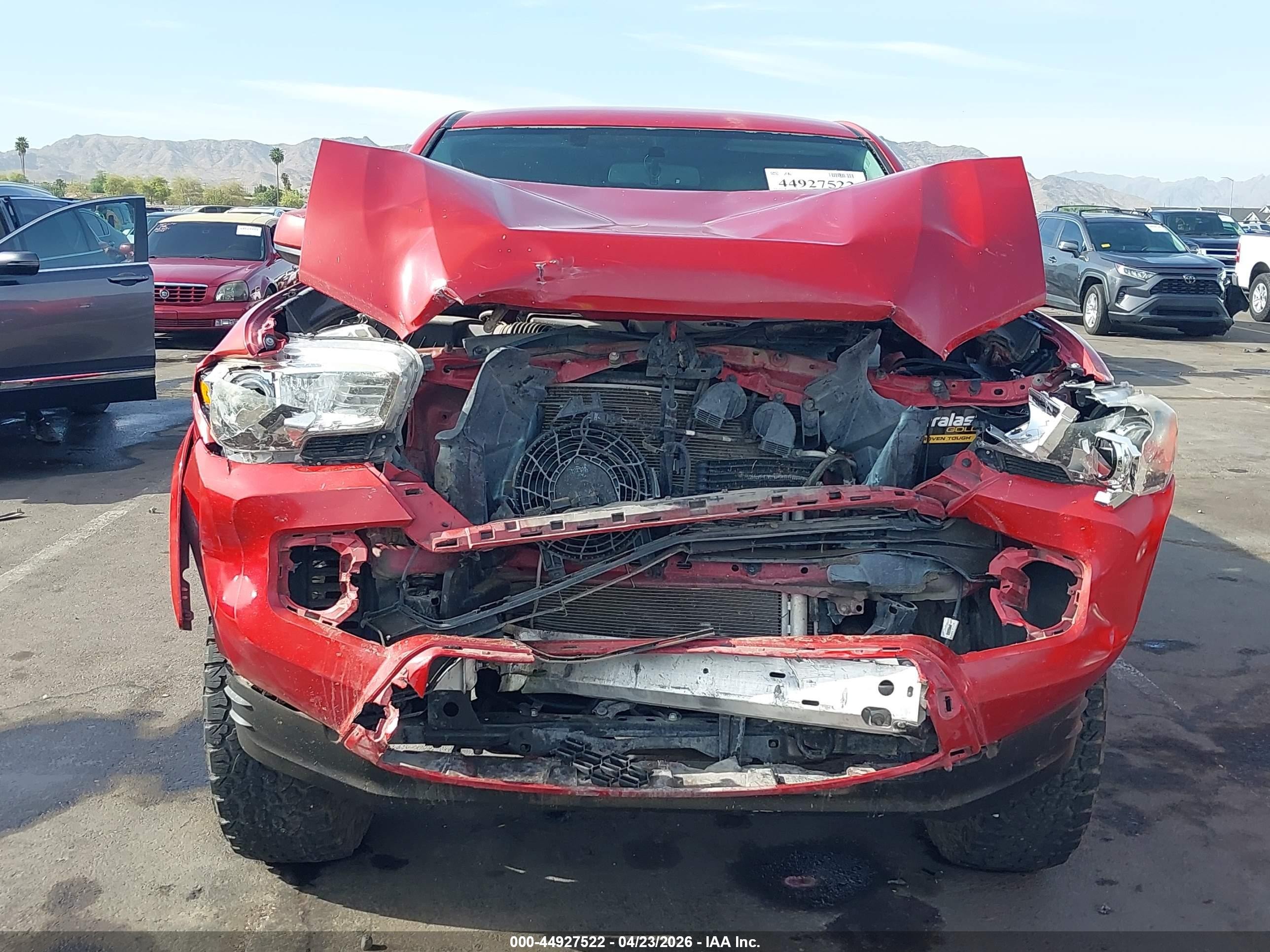 2017 Toyota Tacoma Sr5 V6 Red vin: 3TMCZ5AN8HM093661