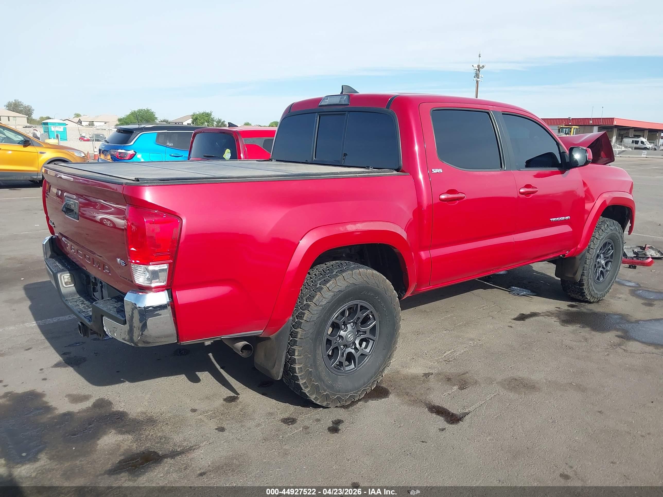 2017 Toyota Tacoma Sr5 V6 Red vin: 3TMCZ5AN8HM093661