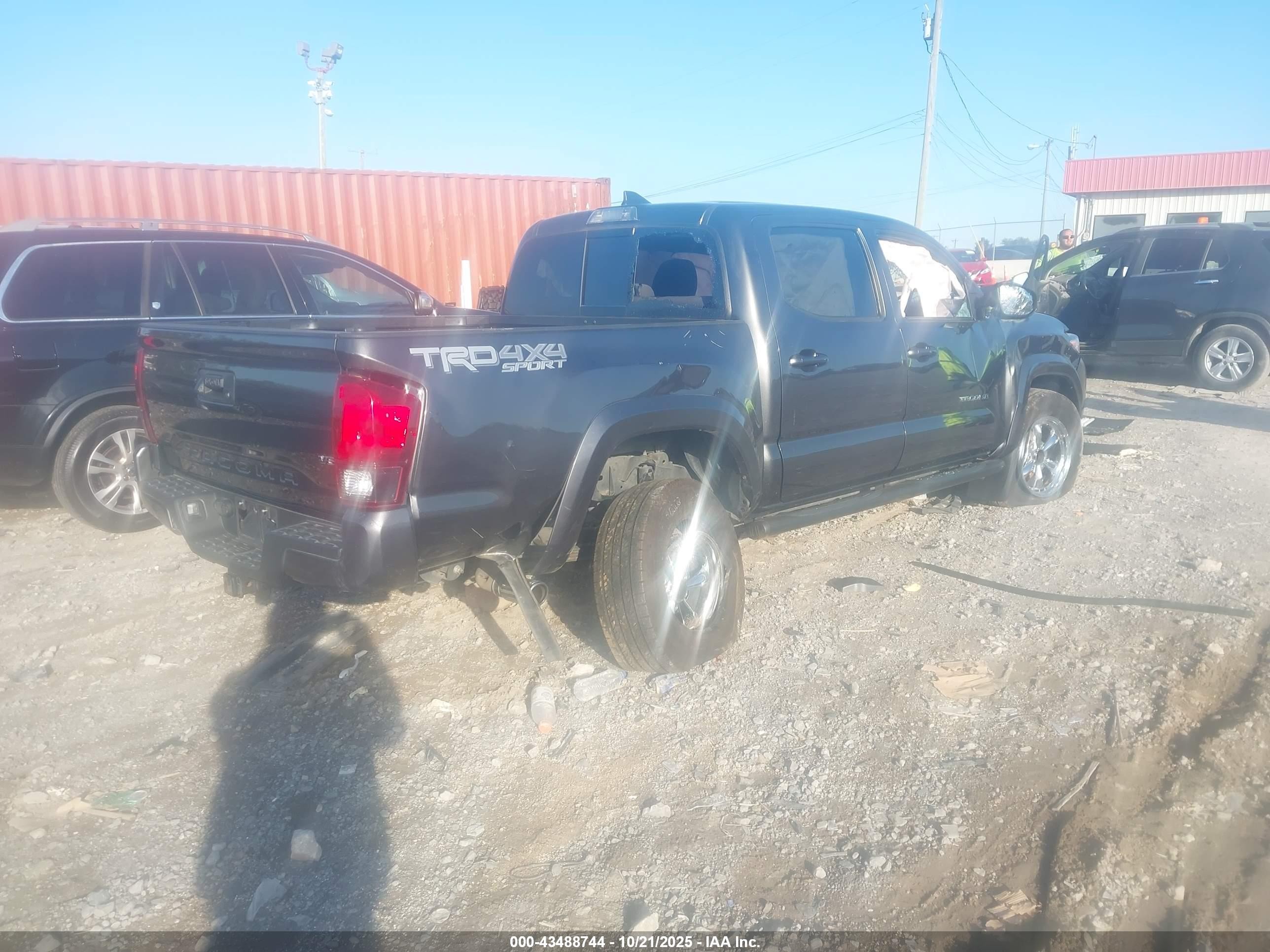 2018 Toyota Tacoma Trd Sport Серый vin: 3TMCZ5AN8JM154318