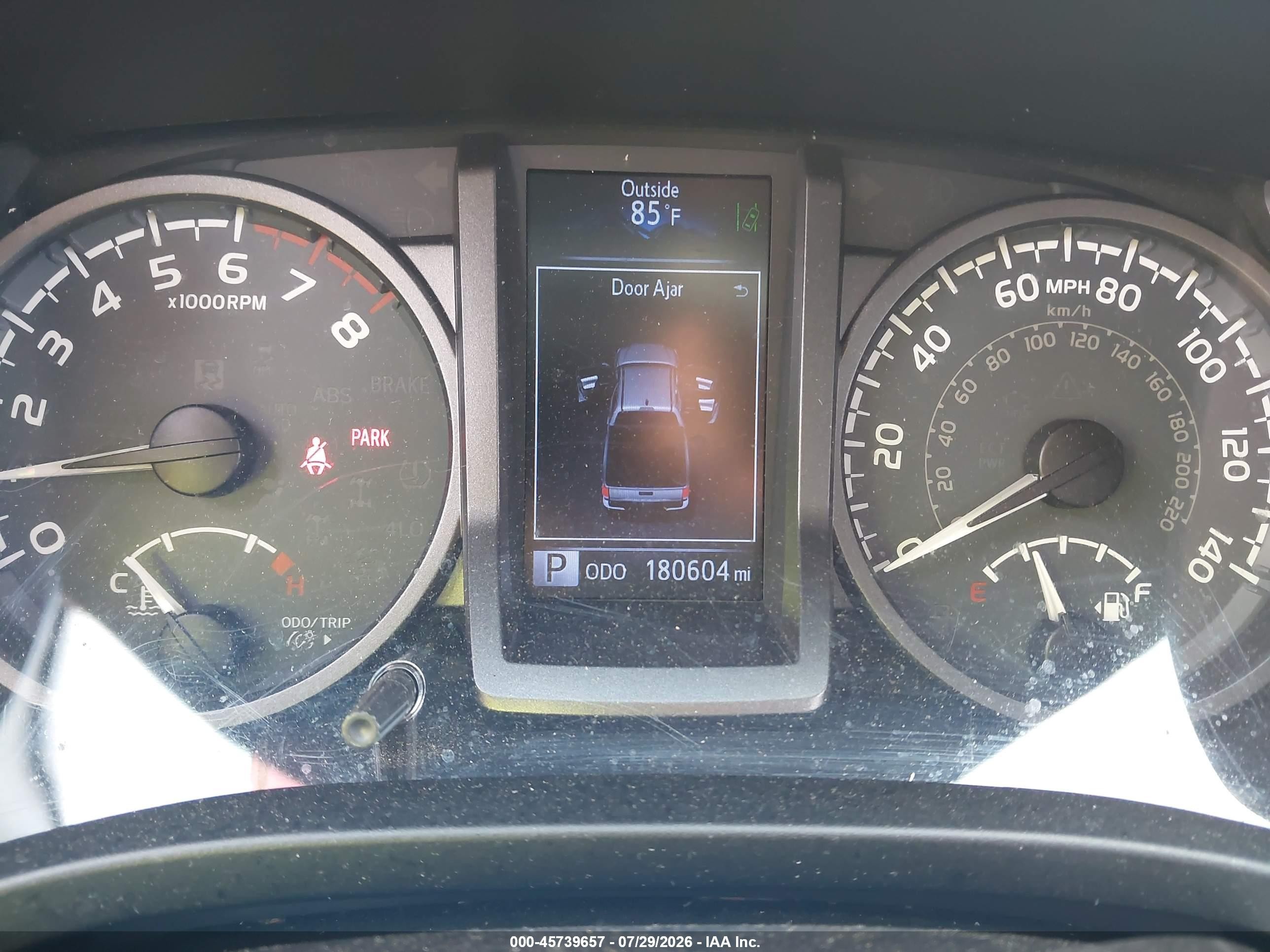 2019 Toyota Tacoma Trd Off Road Silver vin: 3TMCZ5AN8KM209609