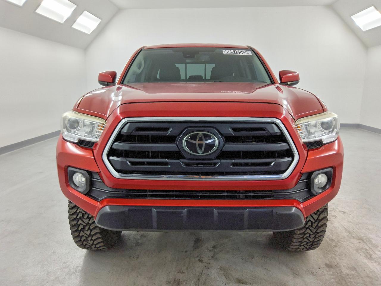 2019 Toyota Tacoma Sr5 V6 Red vin: 3TMCZ5AN8KM224451
