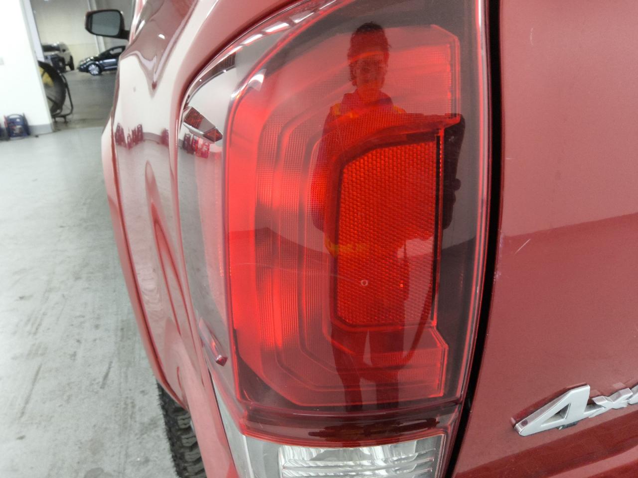 2019 Toyota Tacoma Sr5 V6 Red vin: 3TMCZ5AN8KM224451 Damage: Left Tail Light, Broken, Replacement Required