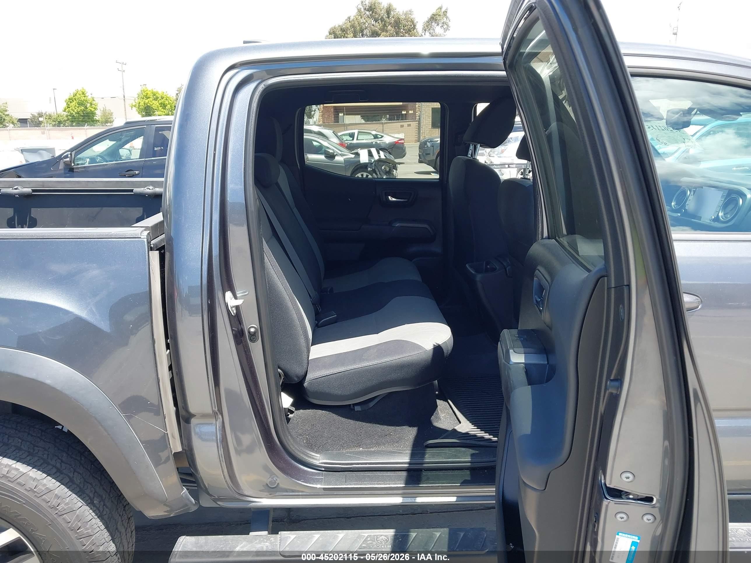 2021 Toyota Tacoma Trd Off-road Зеленый vin: 3TMCZ5AN8MM397163