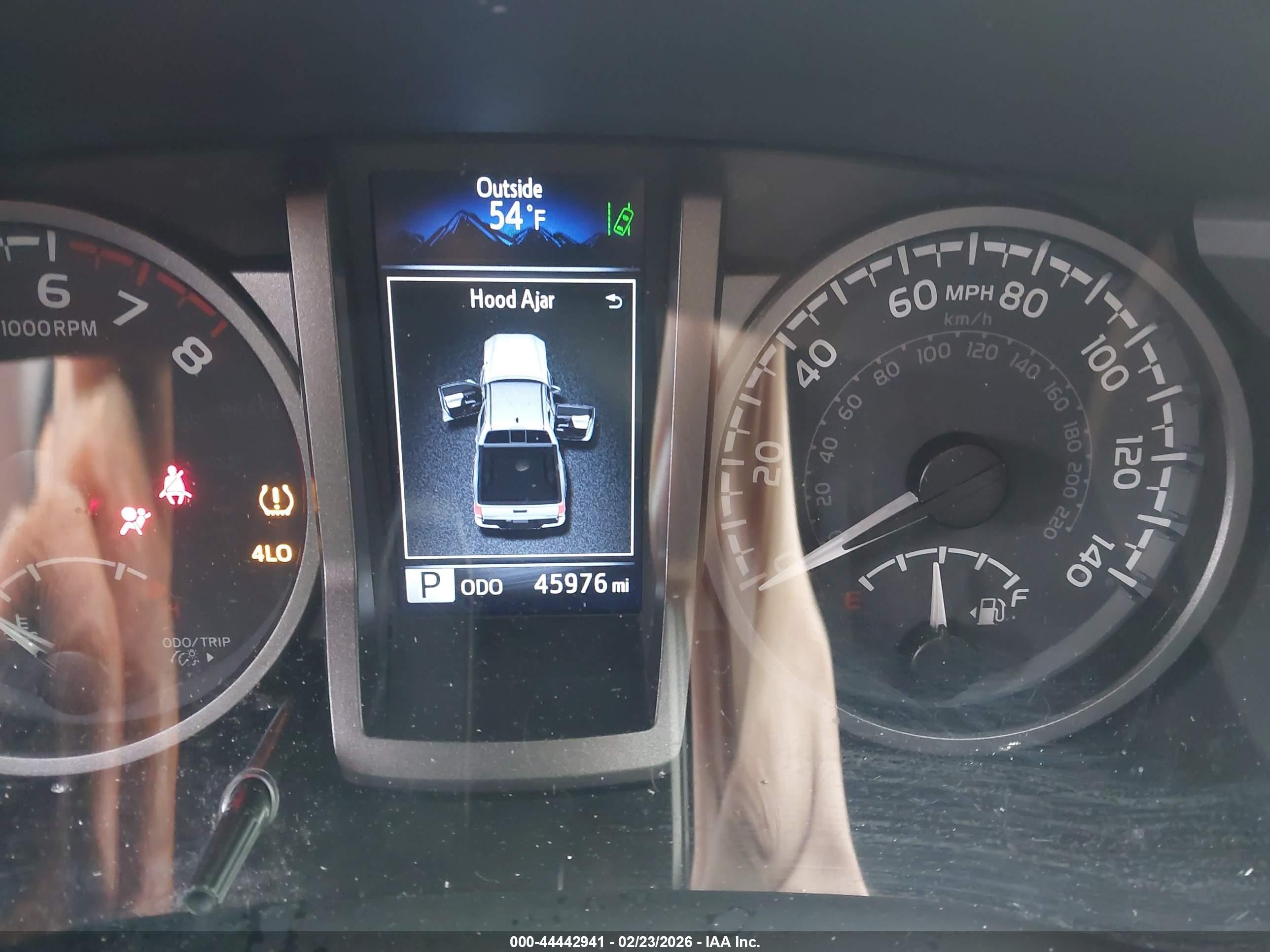 2022 Toyota Tacoma Trd Off Road Gray vin: 3TMCZ5AN8NM532675