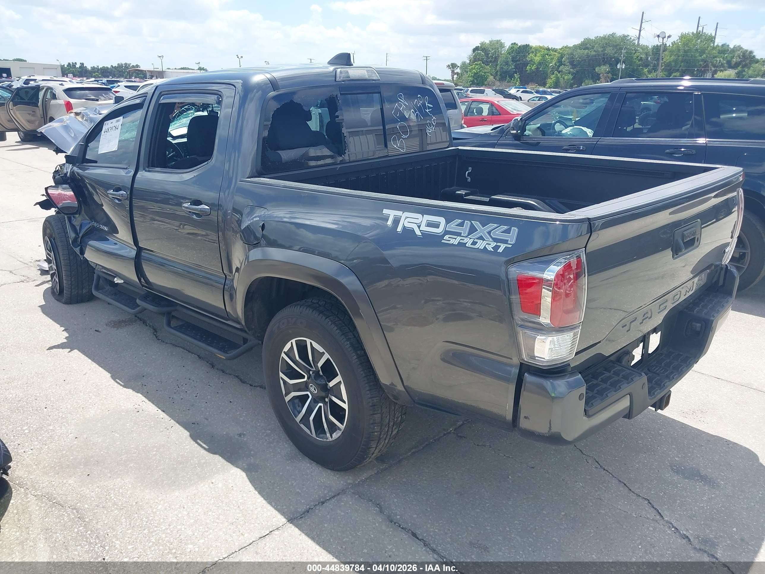 2023 Toyota Tacoma Trd Sport Gray vin: 3TMCZ5AN8PM586738