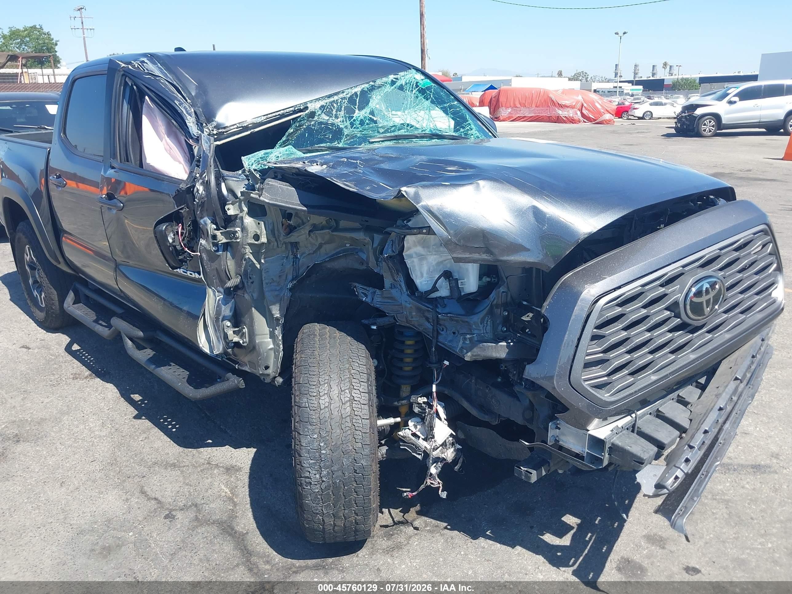 2023 Toyota Tacoma Trd Off Road Gray vin: 3TMCZ5AN8PM620144