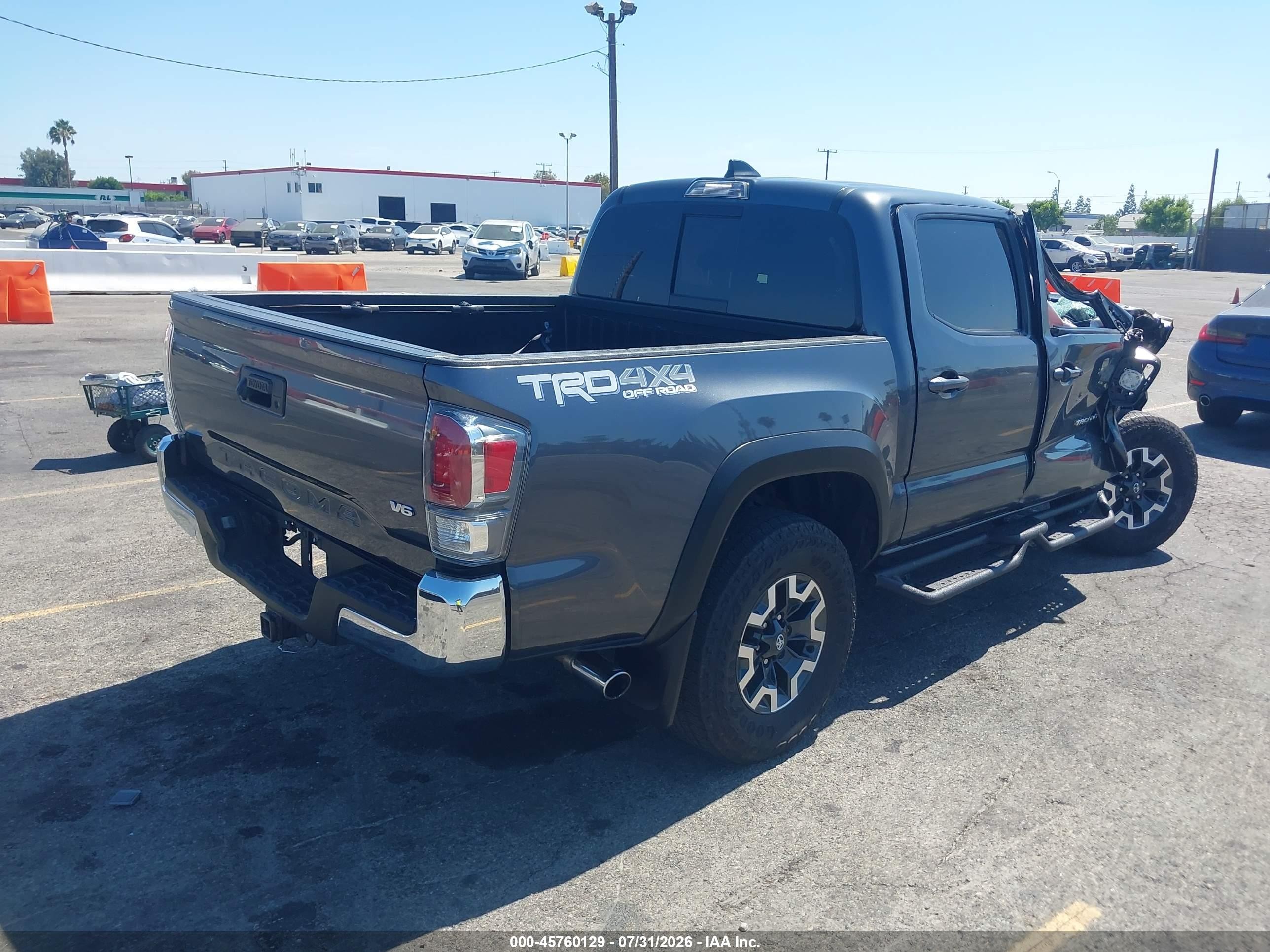 2023 Toyota Tacoma Trd Off Road Gray vin: 3TMCZ5AN8PM620144