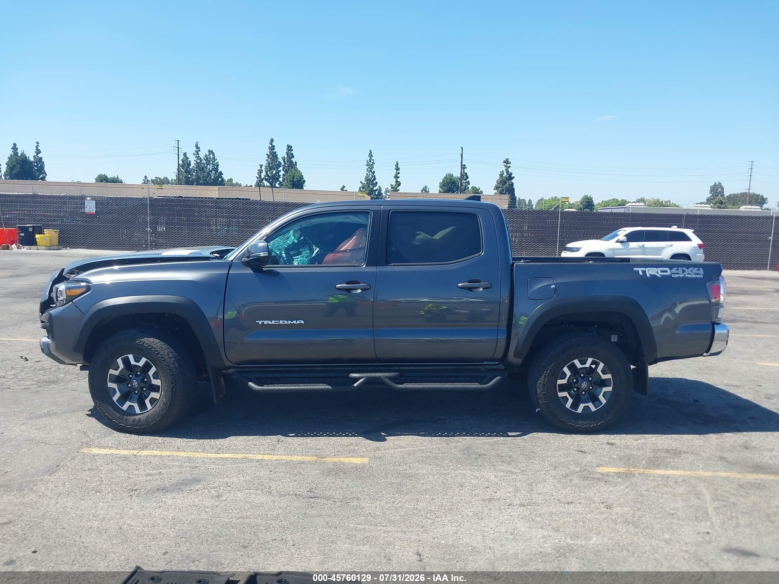 2023 Toyota Tacoma Trd Off Road Gray vin: 3TMCZ5AN8PM620144
