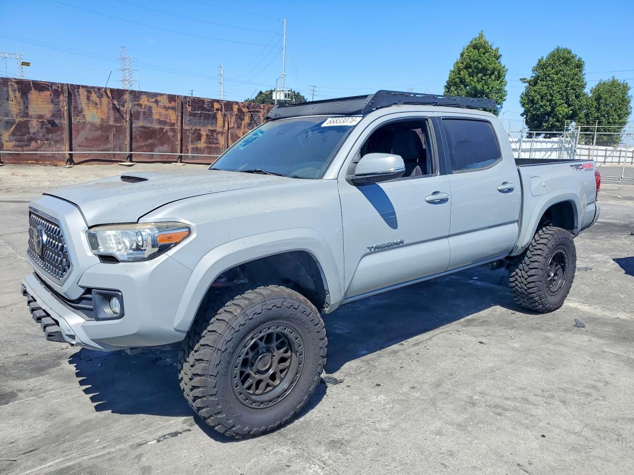 2018 Toyota Tacoma Trd Sport Серый vin: 3TMCZ5AN9JM148706