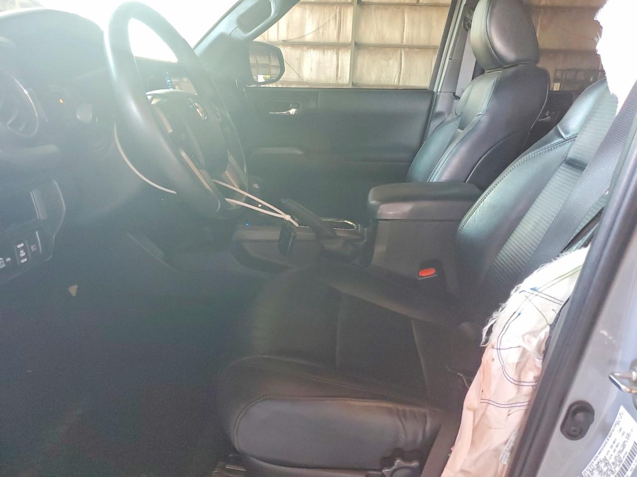 2019 Toyota Tacoma Trd Off-road Gray vin: 3TMCZ5AN9KM221252
