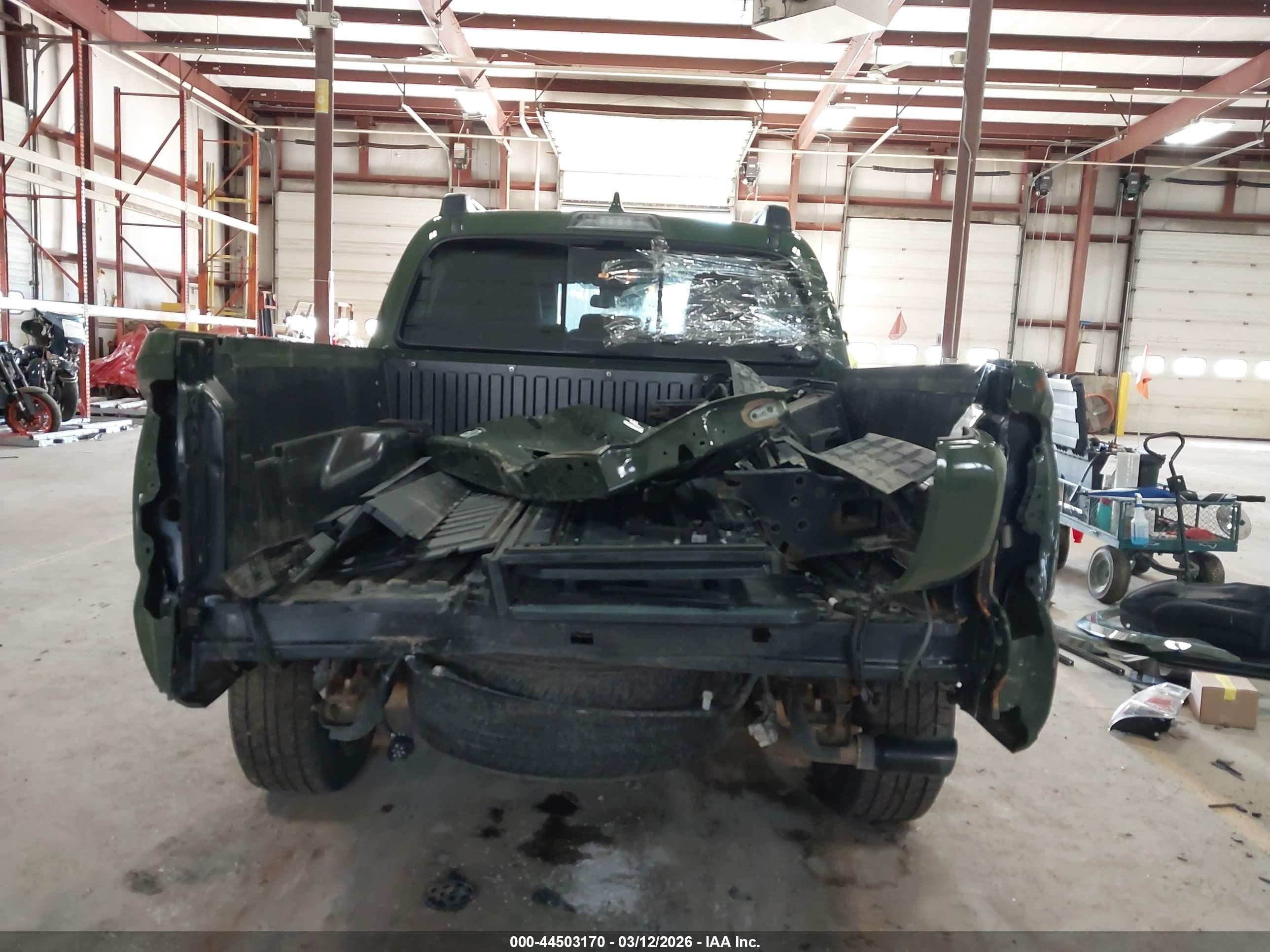 2021 Toyota Tacoma Trd Sport Green vin: 3TMCZ5AN9MM428369