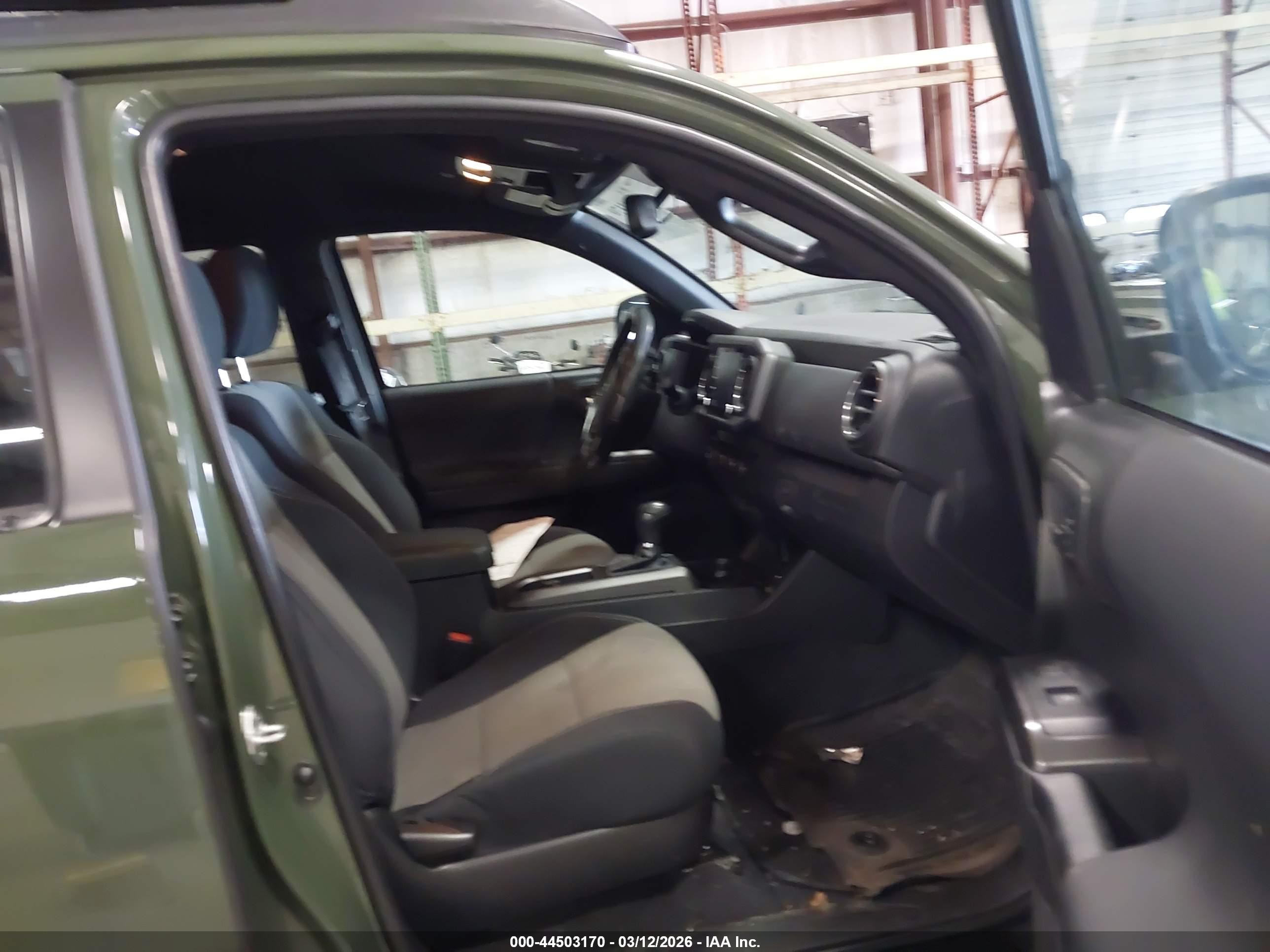 2021 Toyota Tacoma Trd Sport Green vin: 3TMCZ5AN9MM428369
