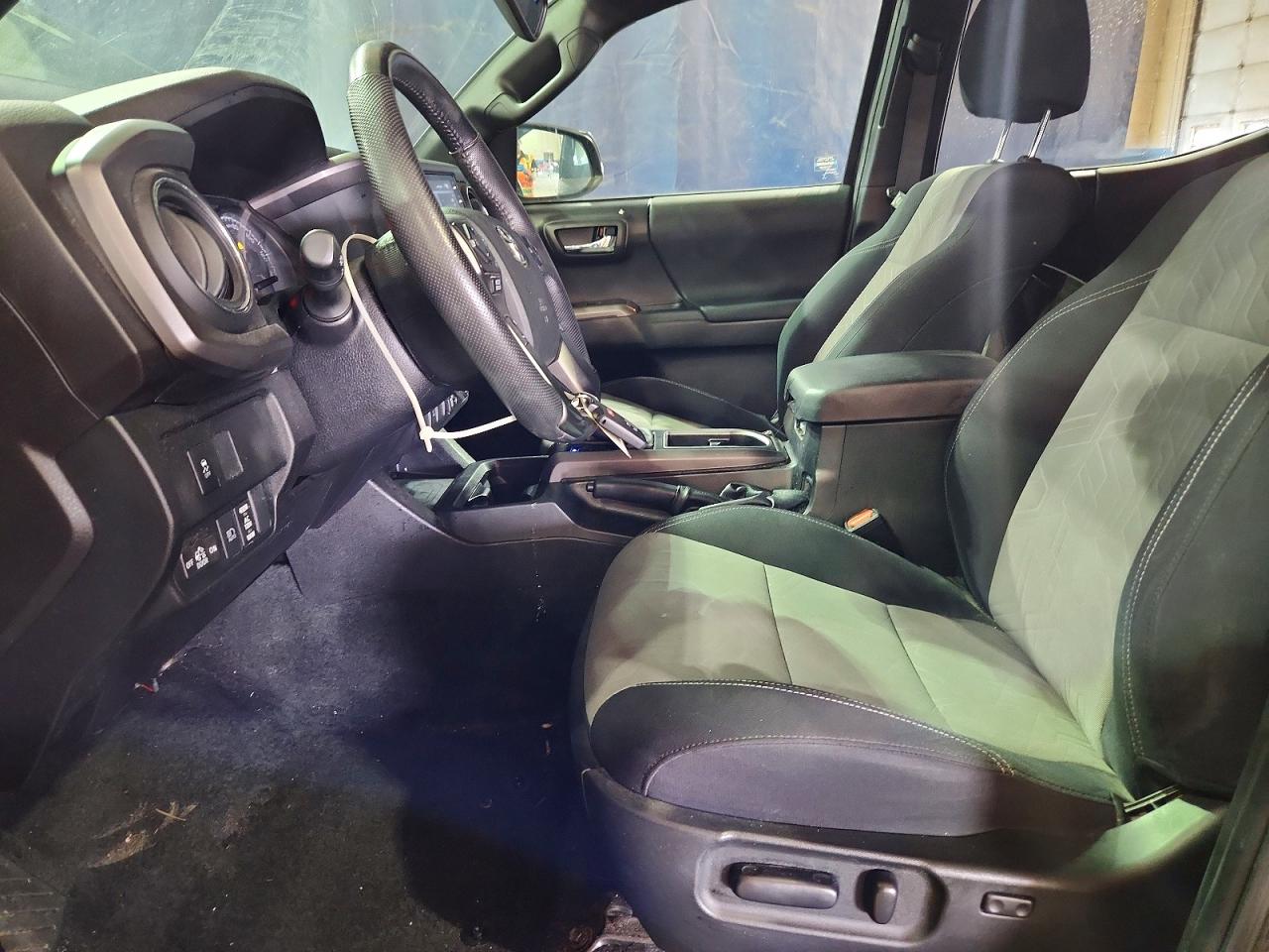 2023 Toyota Tacoma Trd Off-road Gray vin: 3TMCZ5AN9PM593293