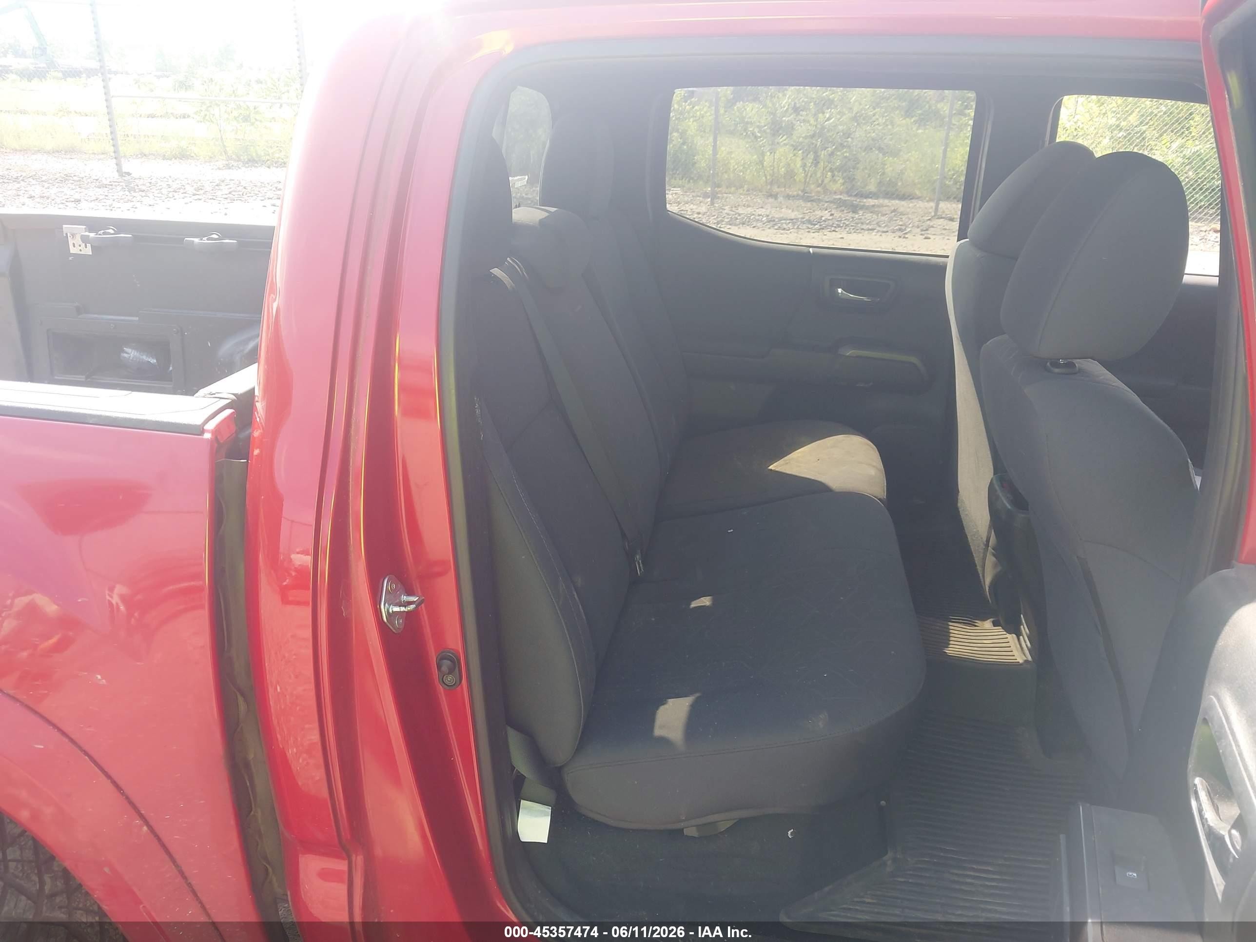2017 Toyota Tacoma Trd Sport Red vin: 3TMCZ5ANXHM118804