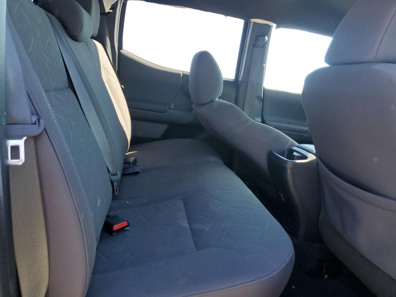 2019 Toyota Tacoma Черный vin: 3TMCZ5ANXKM212012