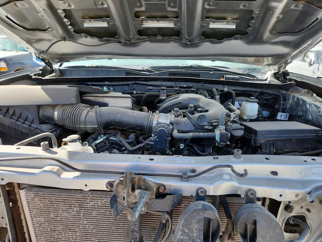 2023 Toyota Tacoma Trd Sport Silver vin: 3TMCZ5ANXPM641125