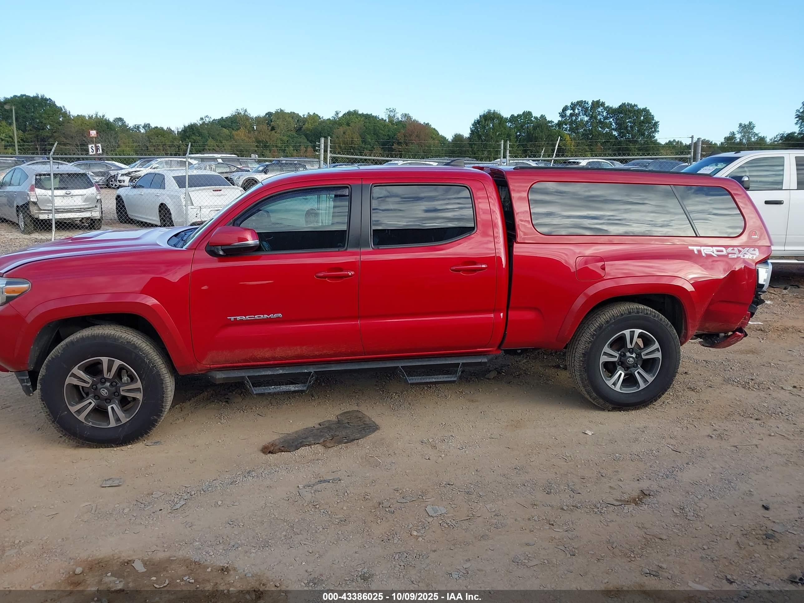 2018 Toyota Tacoma Trd Sport Красный vin: 3TMDZ5BN4JM052047