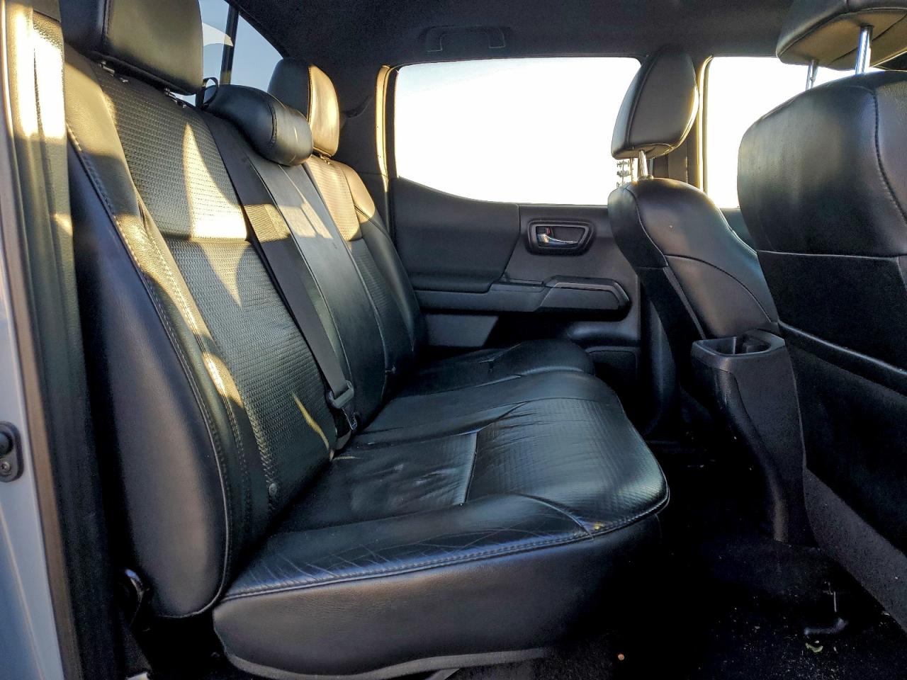 2019 Toyota Tacoma Double Cab Gray vin: 3TMDZ5BN4KM064197
