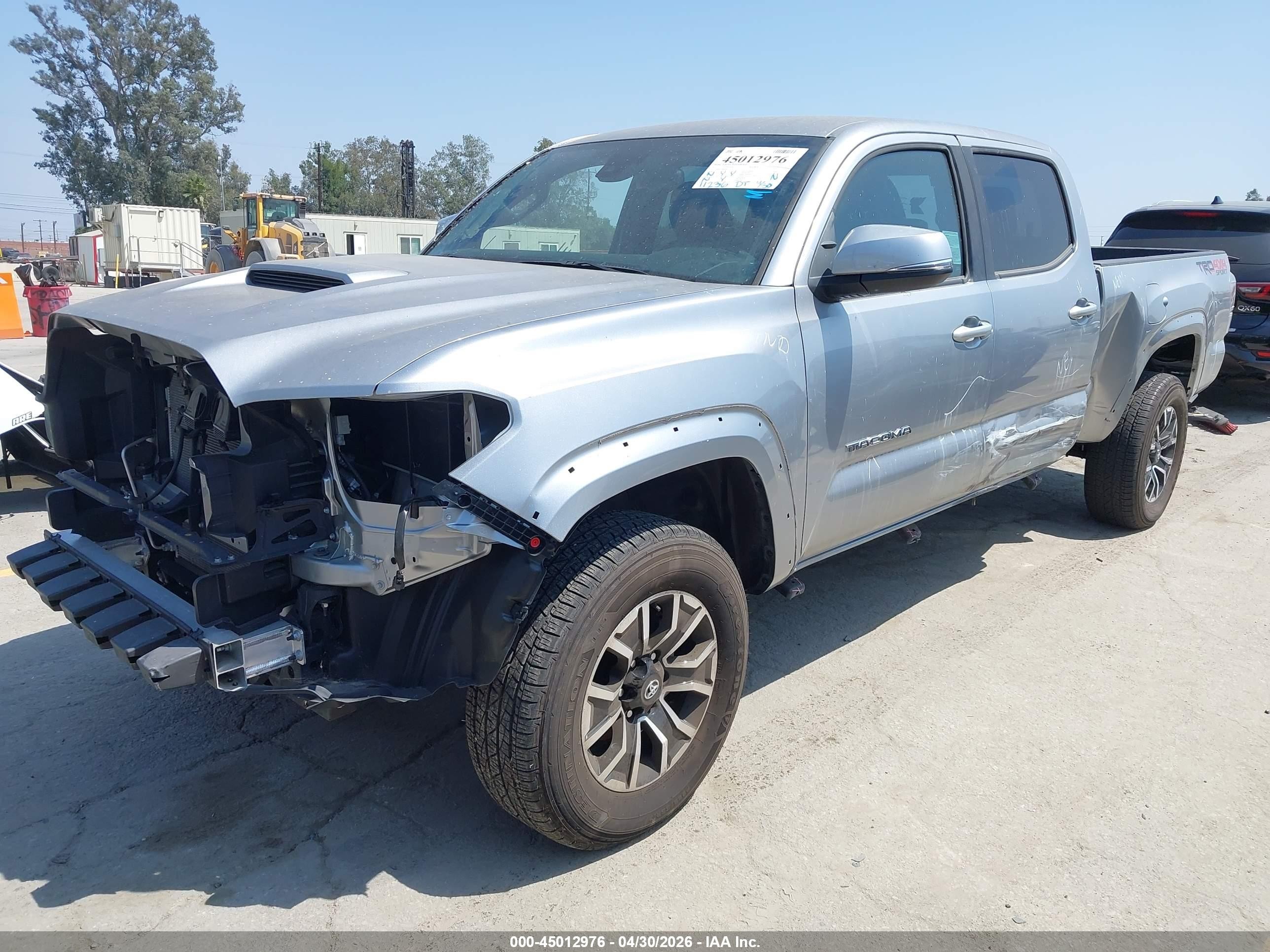 2023 Toyota Tacoma Trd Sport Серебряный vin: 3TMDZ5BN4PM164145