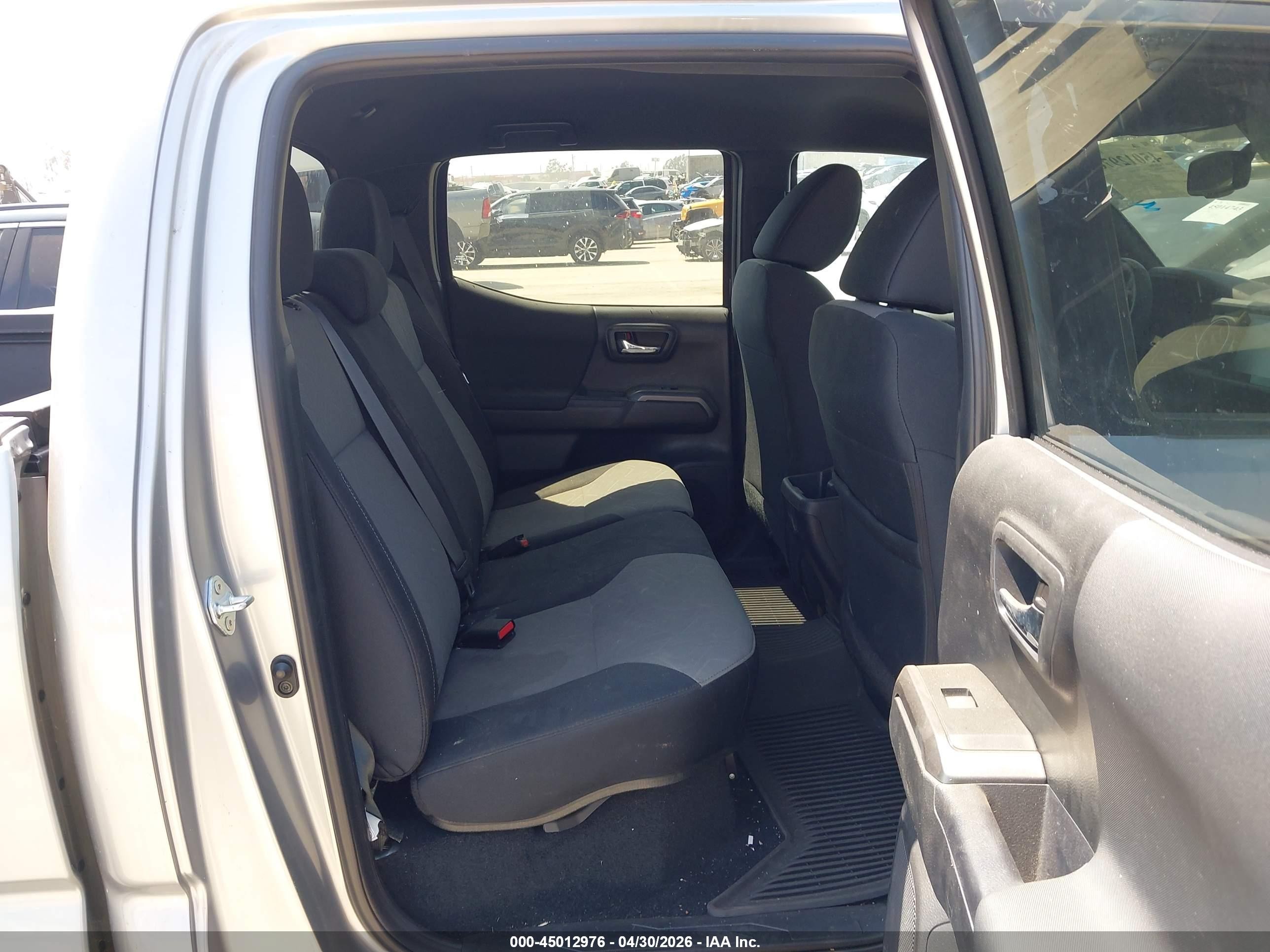 2023 Toyota Tacoma Trd Sport Серебряный vin: 3TMDZ5BN4PM164145