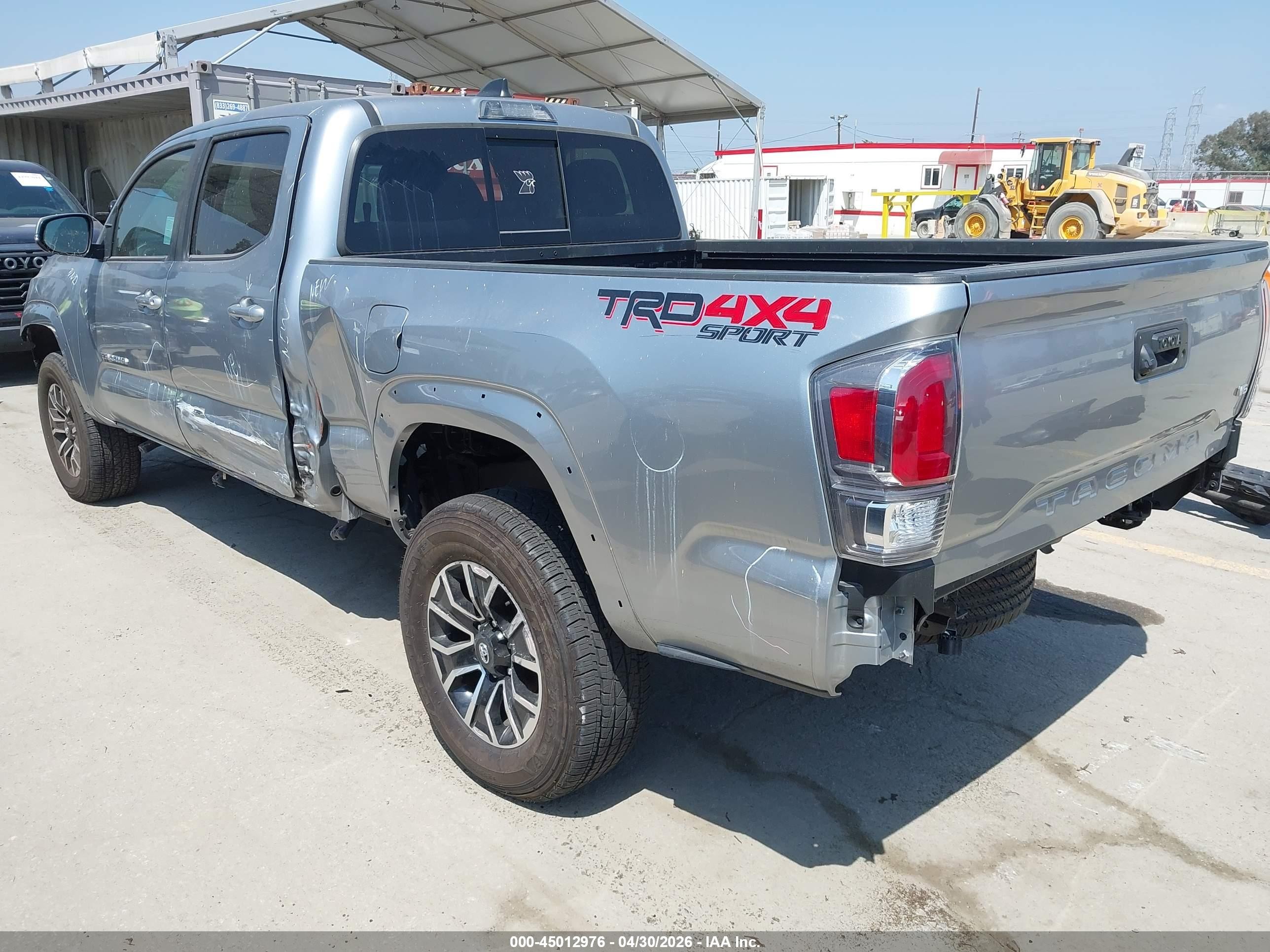 2023 Toyota Tacoma Trd Sport Серебряный vin: 3TMDZ5BN4PM164145
