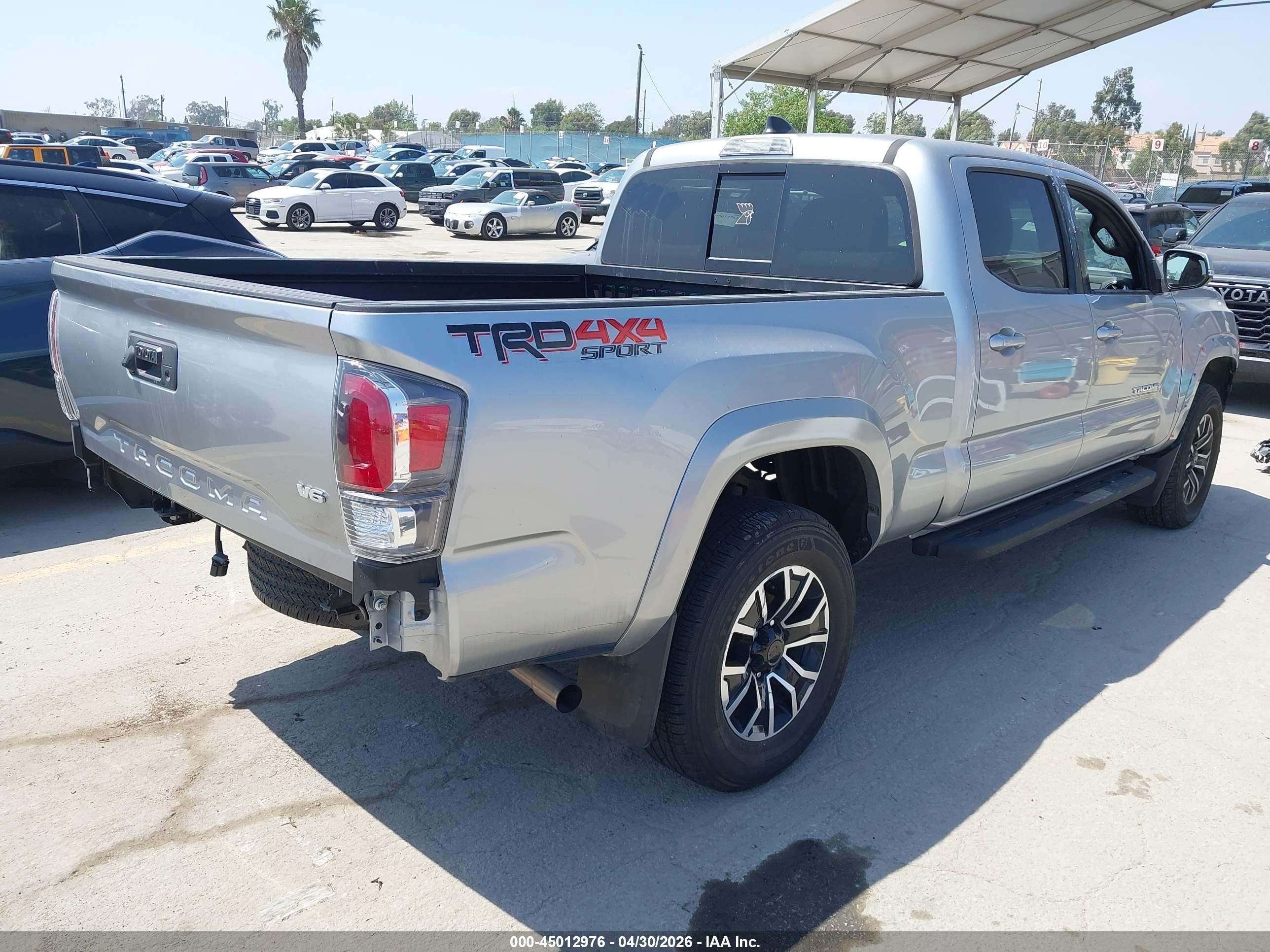 2023 Toyota Tacoma Trd Sport Серебряный vin: 3TMDZ5BN4PM164145