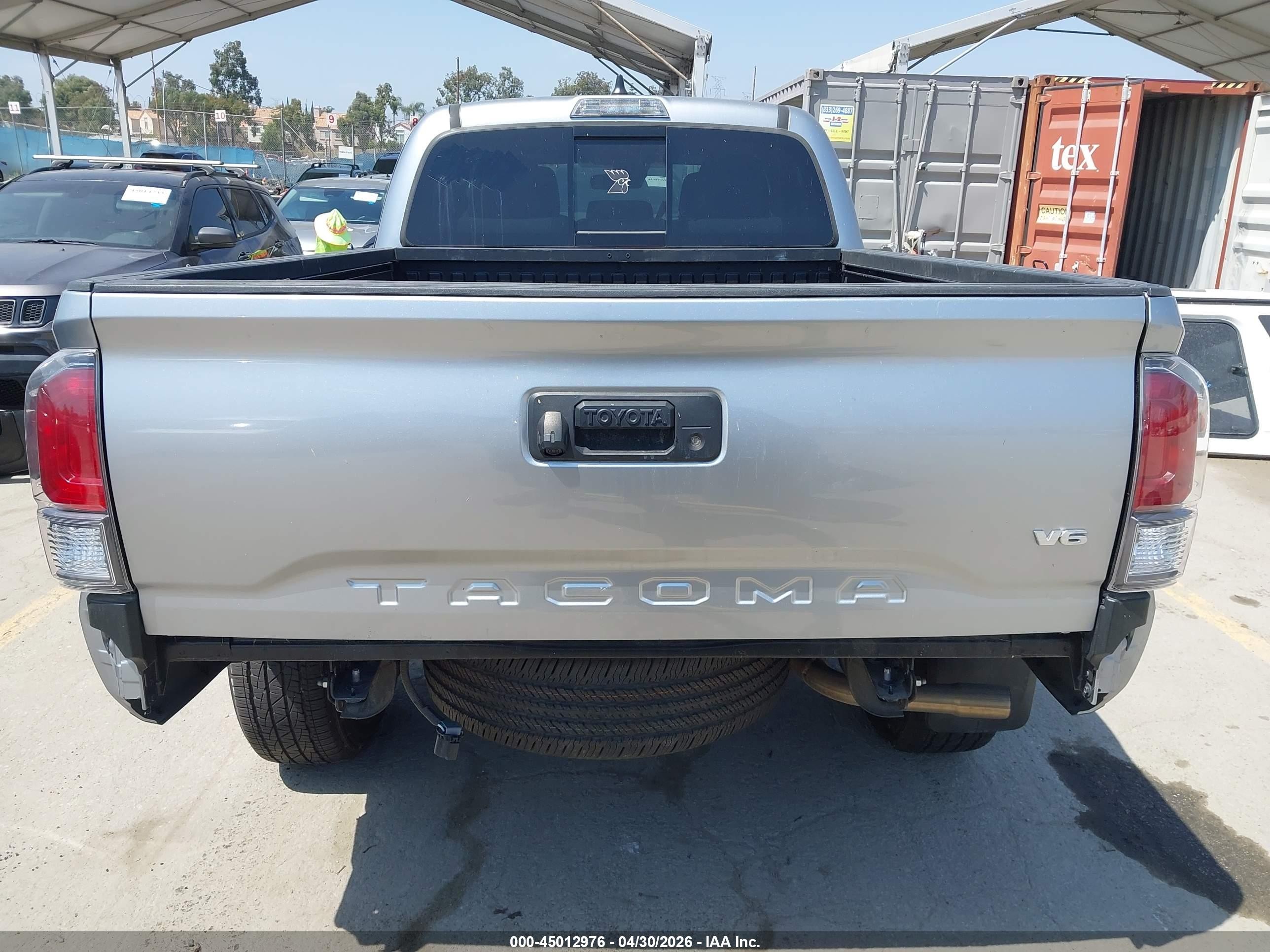 2023 Toyota Tacoma Trd Sport Серебряный vin: 3TMDZ5BN4PM164145