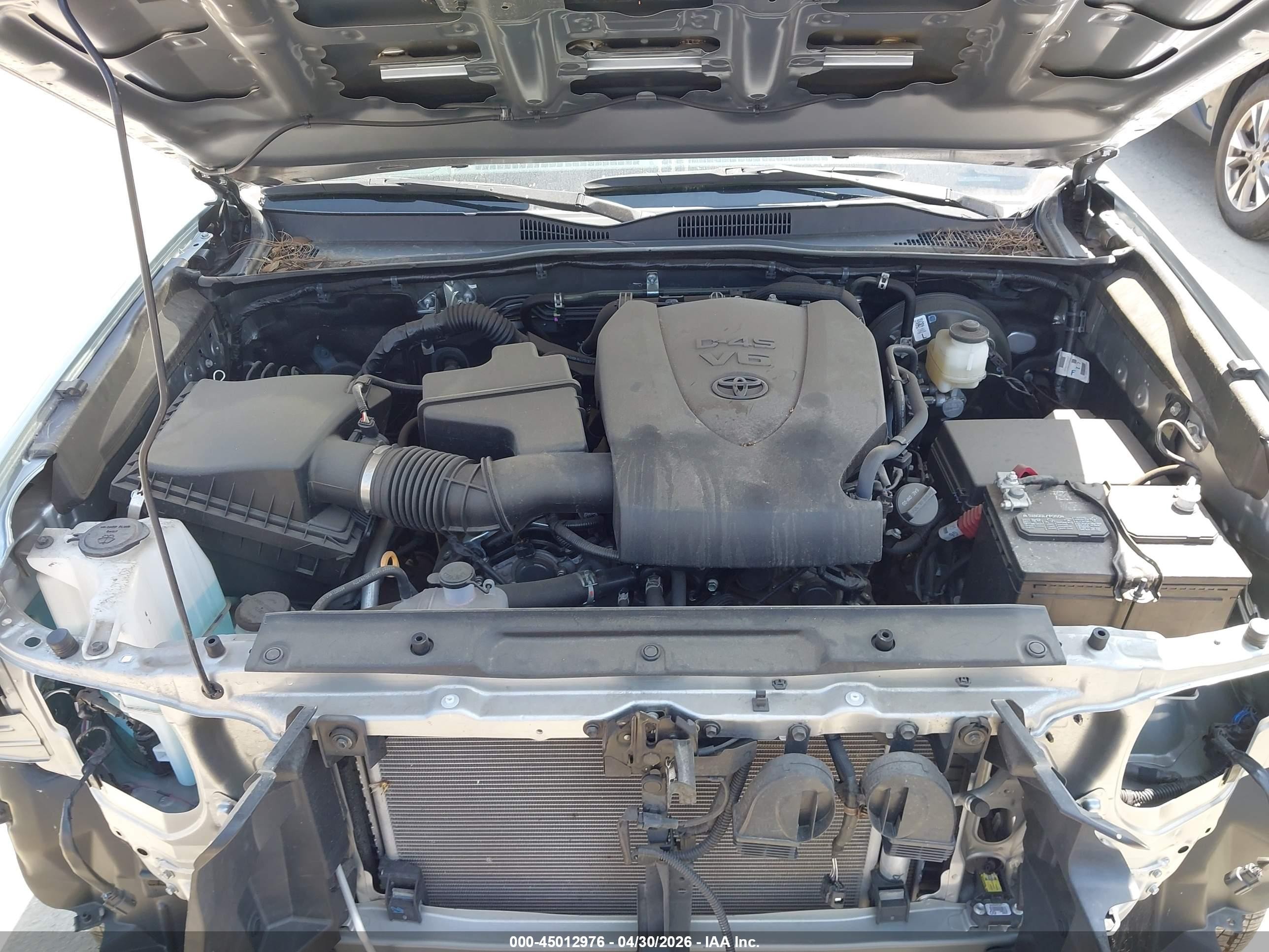 2023 Toyota Tacoma Trd Sport Серебряный vin: 3TMDZ5BN4PM164145