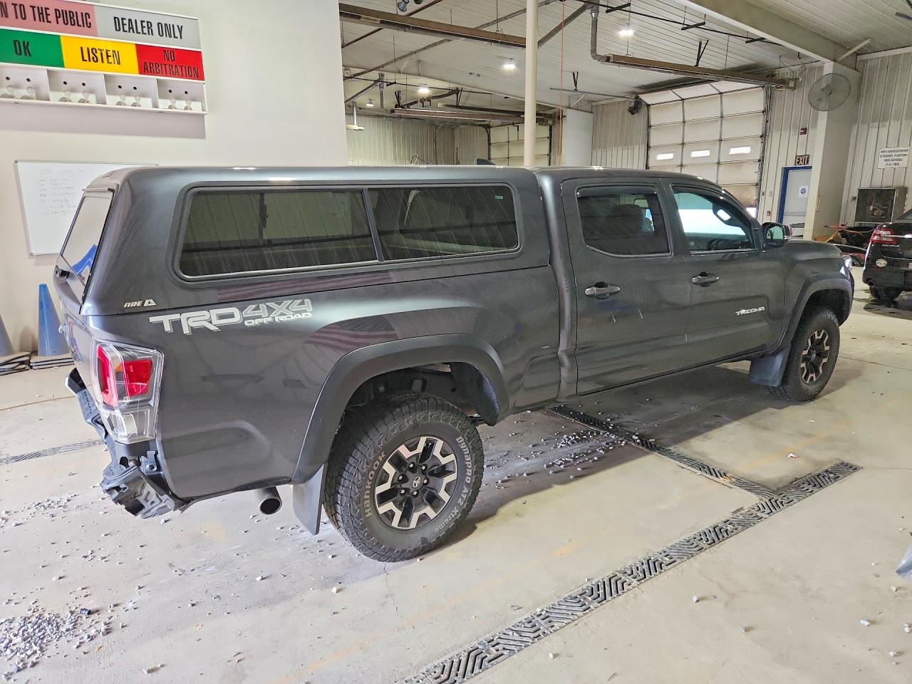 2021 Toyota Tacoma Trd Off-road Угольный vin: 3TMDZ5BN8MM103649