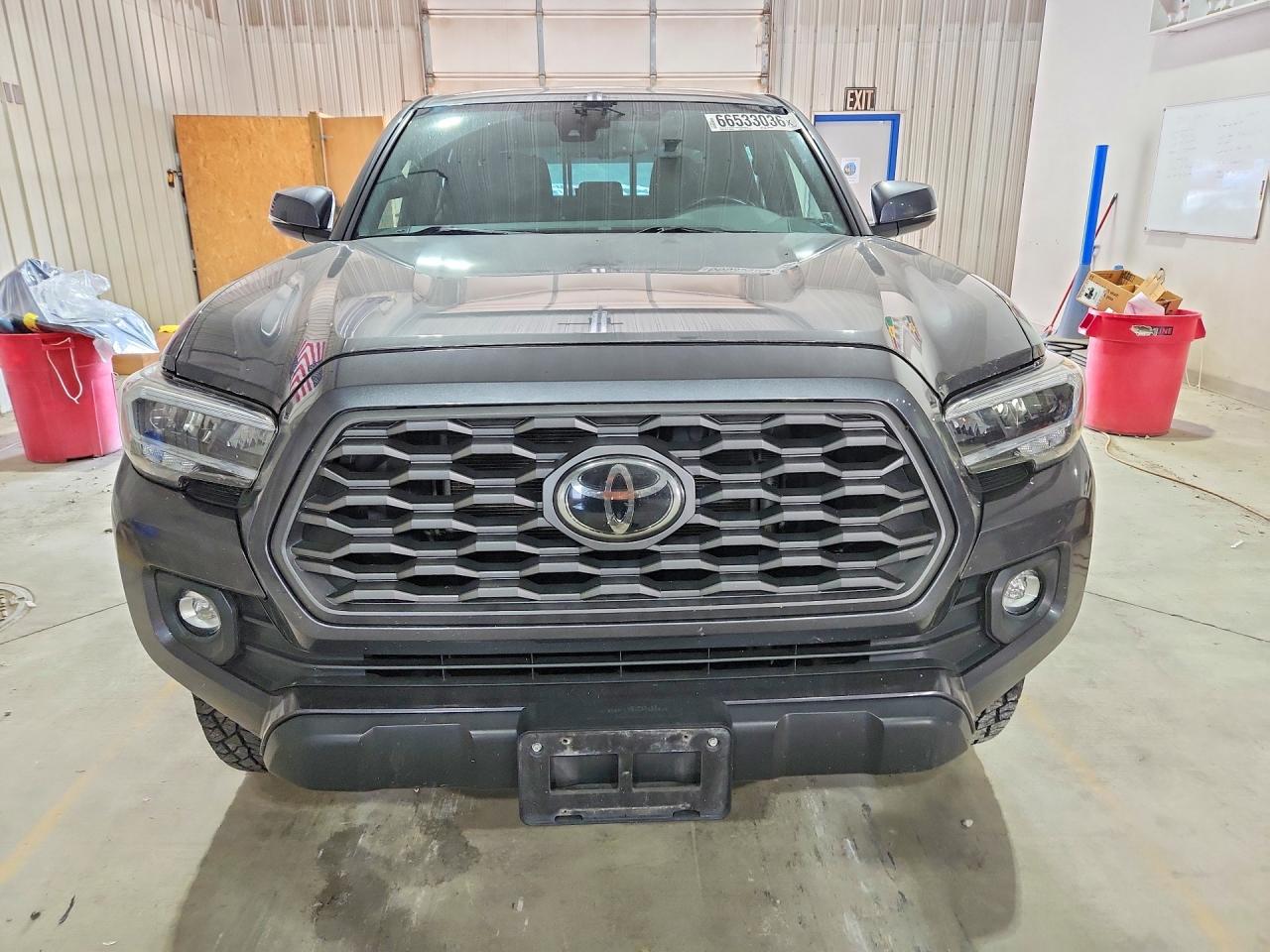 2021 Toyota Tacoma Trd Off-road Угольный vin: 3TMDZ5BN8MM103649