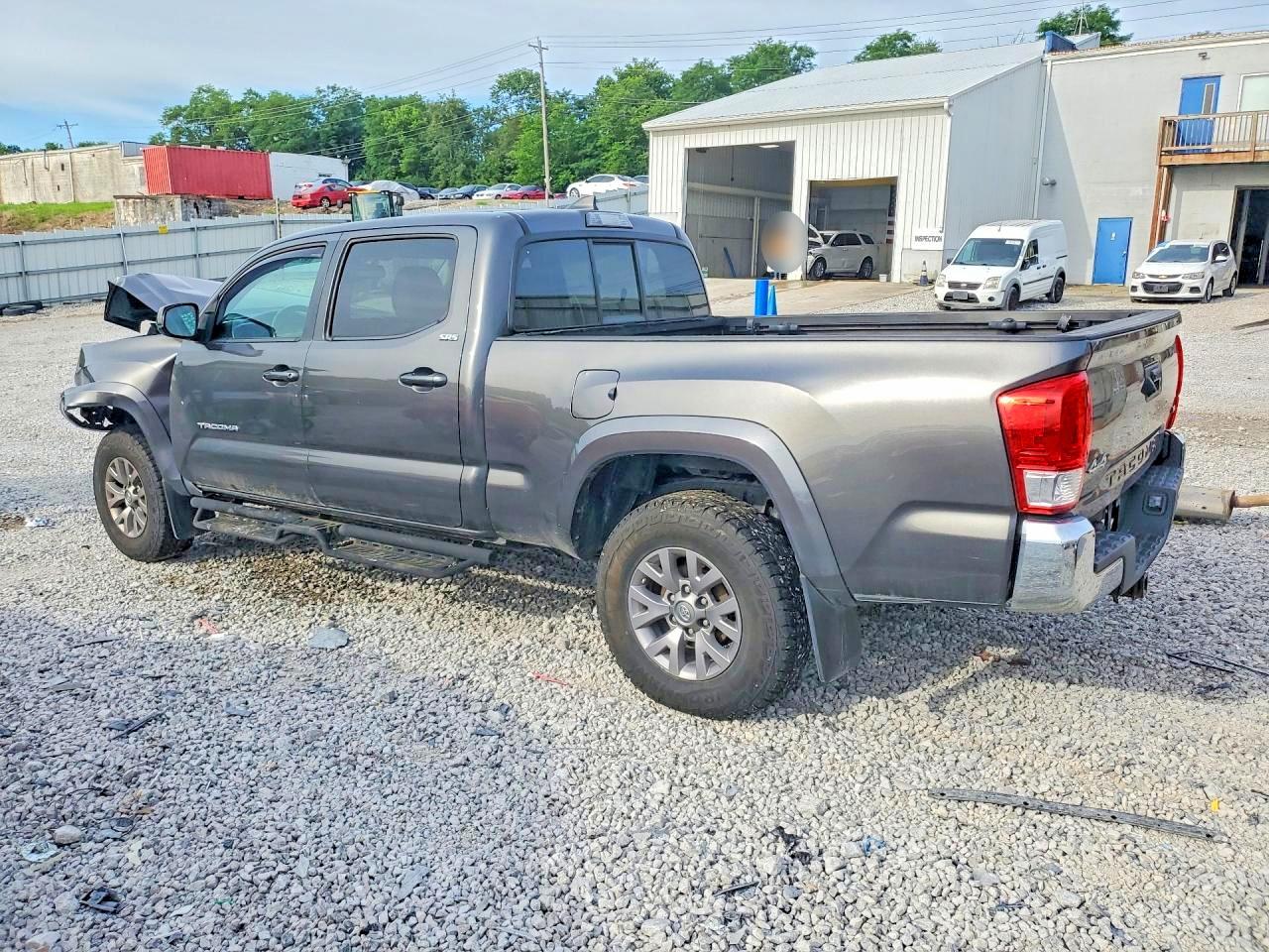 2017 Toyota Tacoma Sr5 V6 Gray vin: 3TMDZ5BN9HM026277