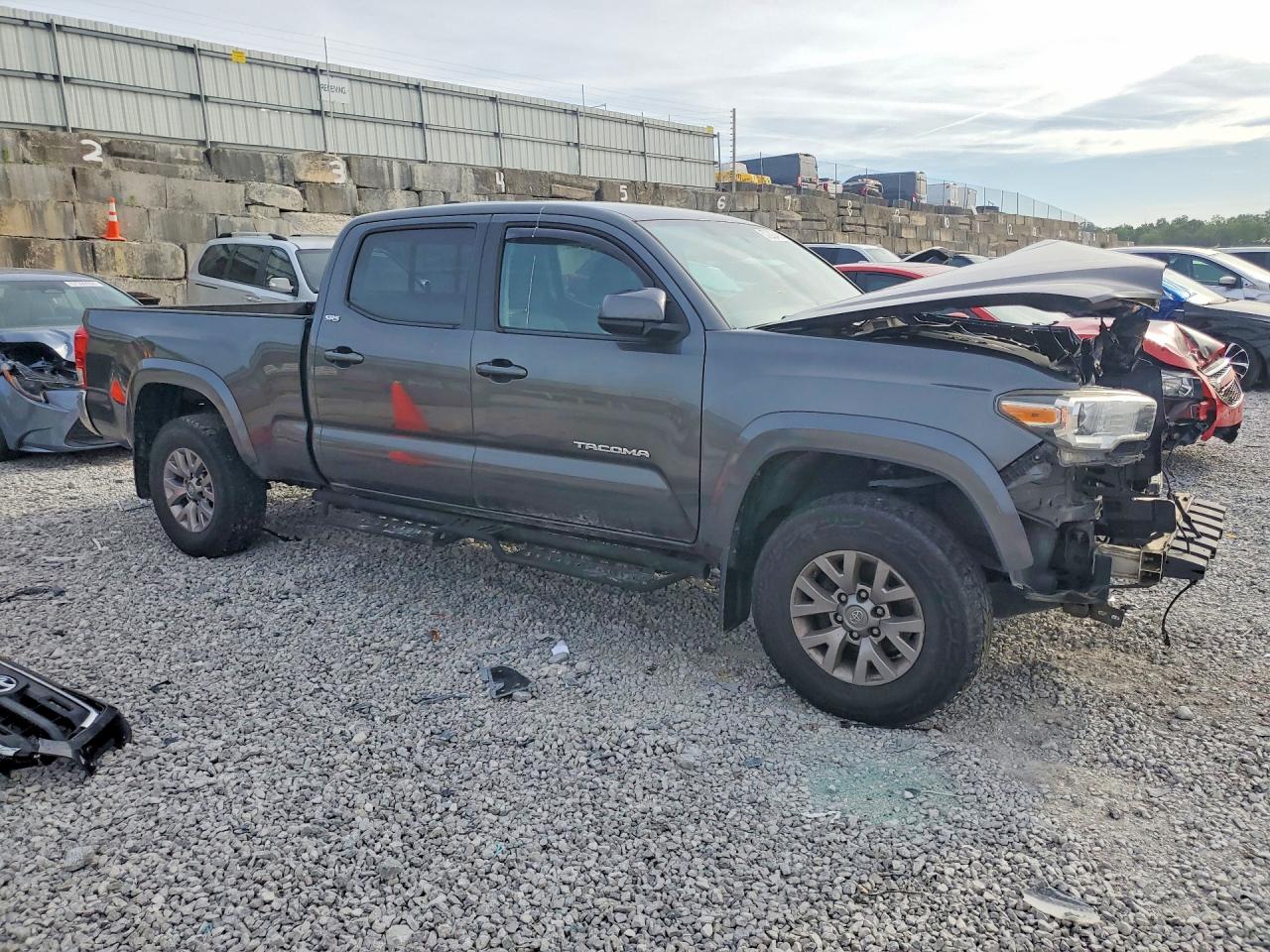 2017 Toyota Tacoma Sr5 V6 Gray vin: 3TMDZ5BN9HM026277
