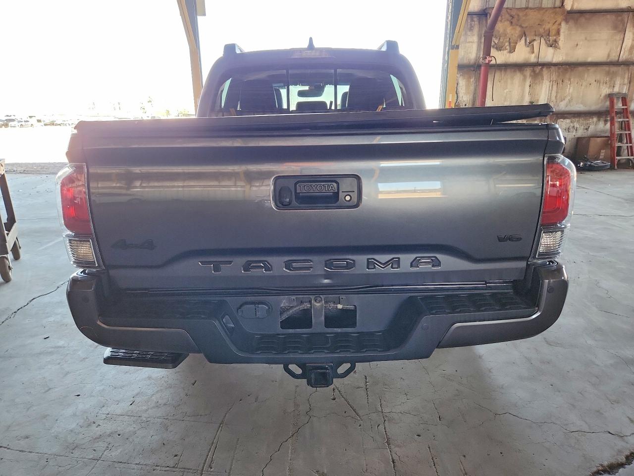 2022 Toyota Tacoma Limited Серый vin: 3TMGZ5AN0NM482470