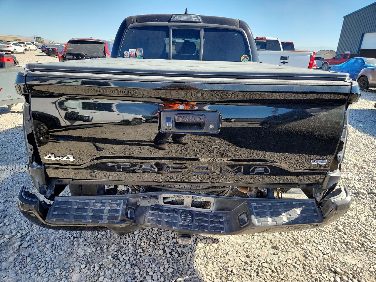 2016 Toyota Tacoma Limited Черный vin: 3TMGZ5AN2GM037800