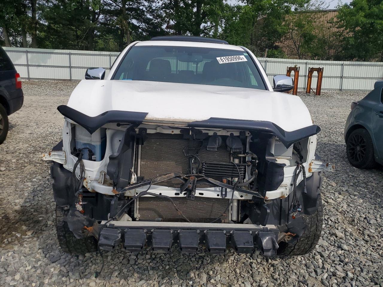2017 Toyota Tacoma Limited White vin: 3TMGZ5AN2HM059751