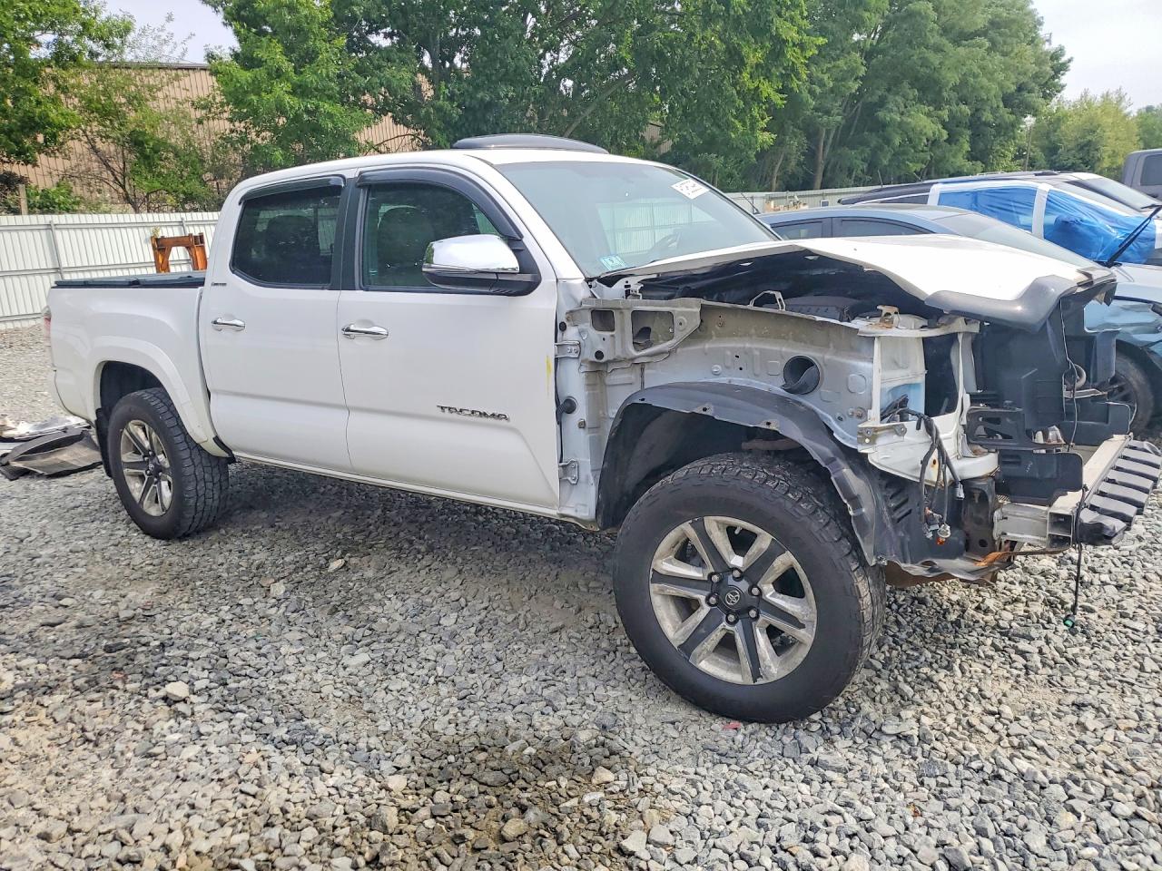 2017 Toyota Tacoma Limited White vin: 3TMGZ5AN2HM059751