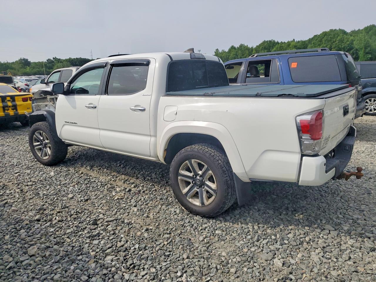 2017 Toyota Tacoma Limited White vin: 3TMGZ5AN2HM059751