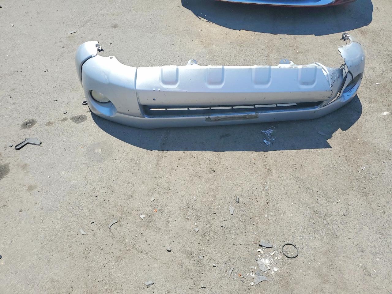 2010 Toyota Tacoma Double Cab Prerunner Silver vin: 3TMJU4GN0AM102334