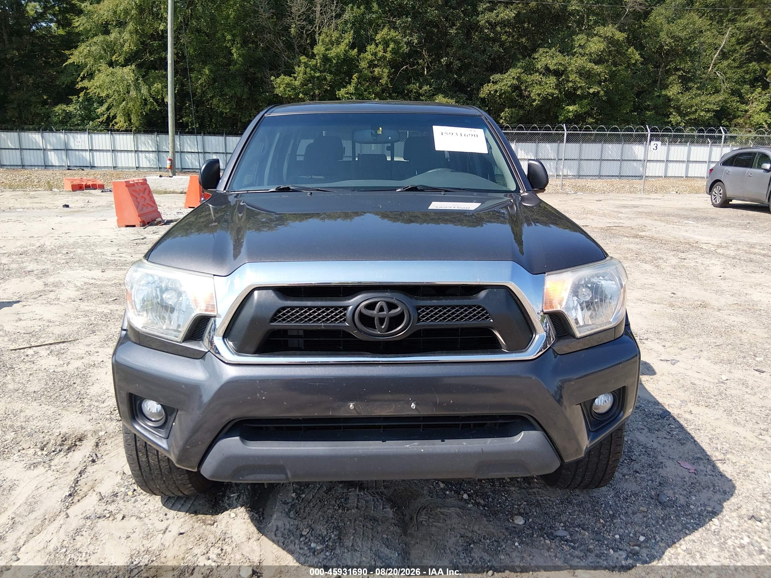 2012 Toyota Tacoma Prerunner V6 Gray vin: 3TMJU4GN0CM137216