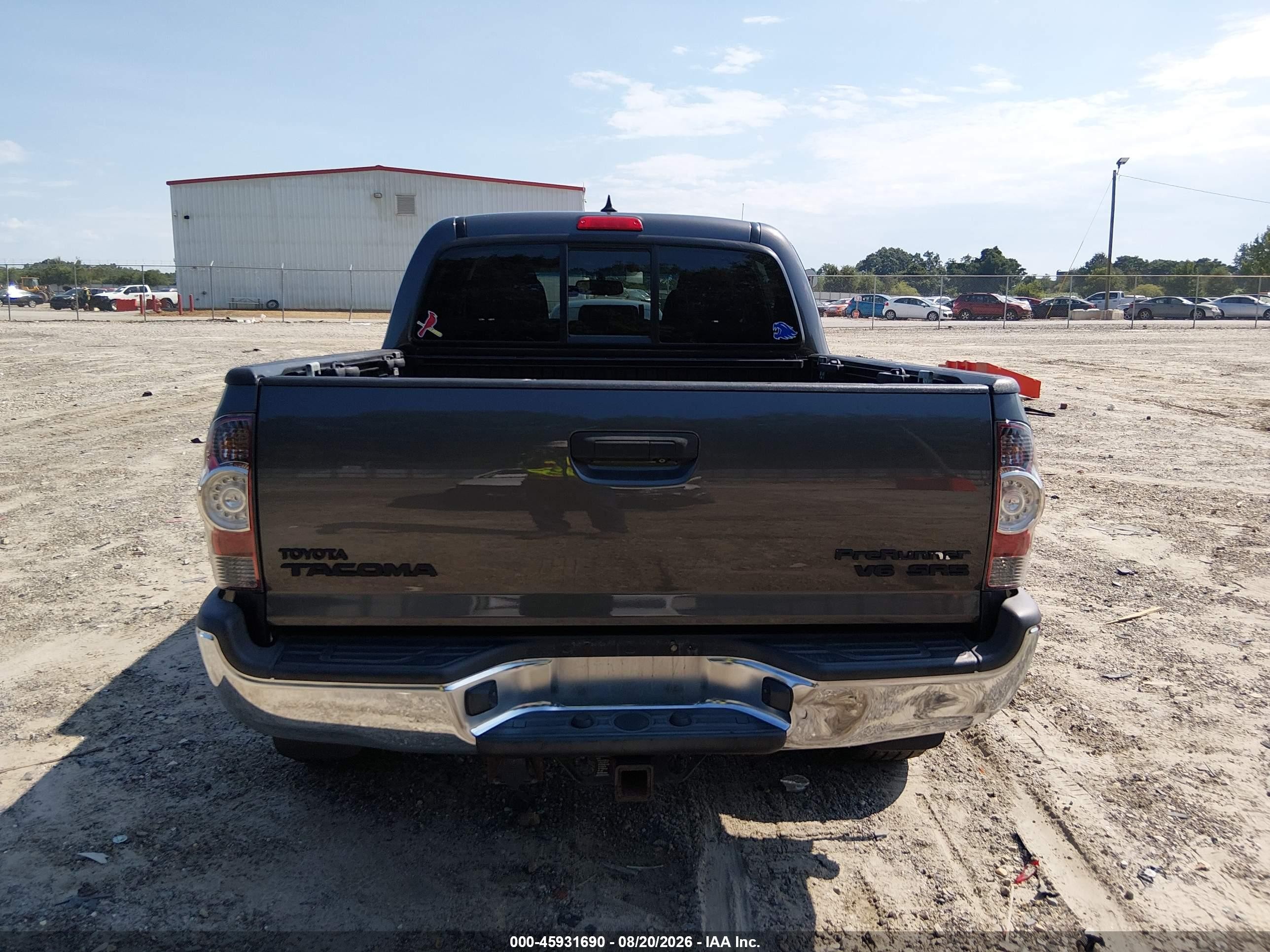 2012 Toyota Tacoma Prerunner V6 Gray vin: 3TMJU4GN0CM137216