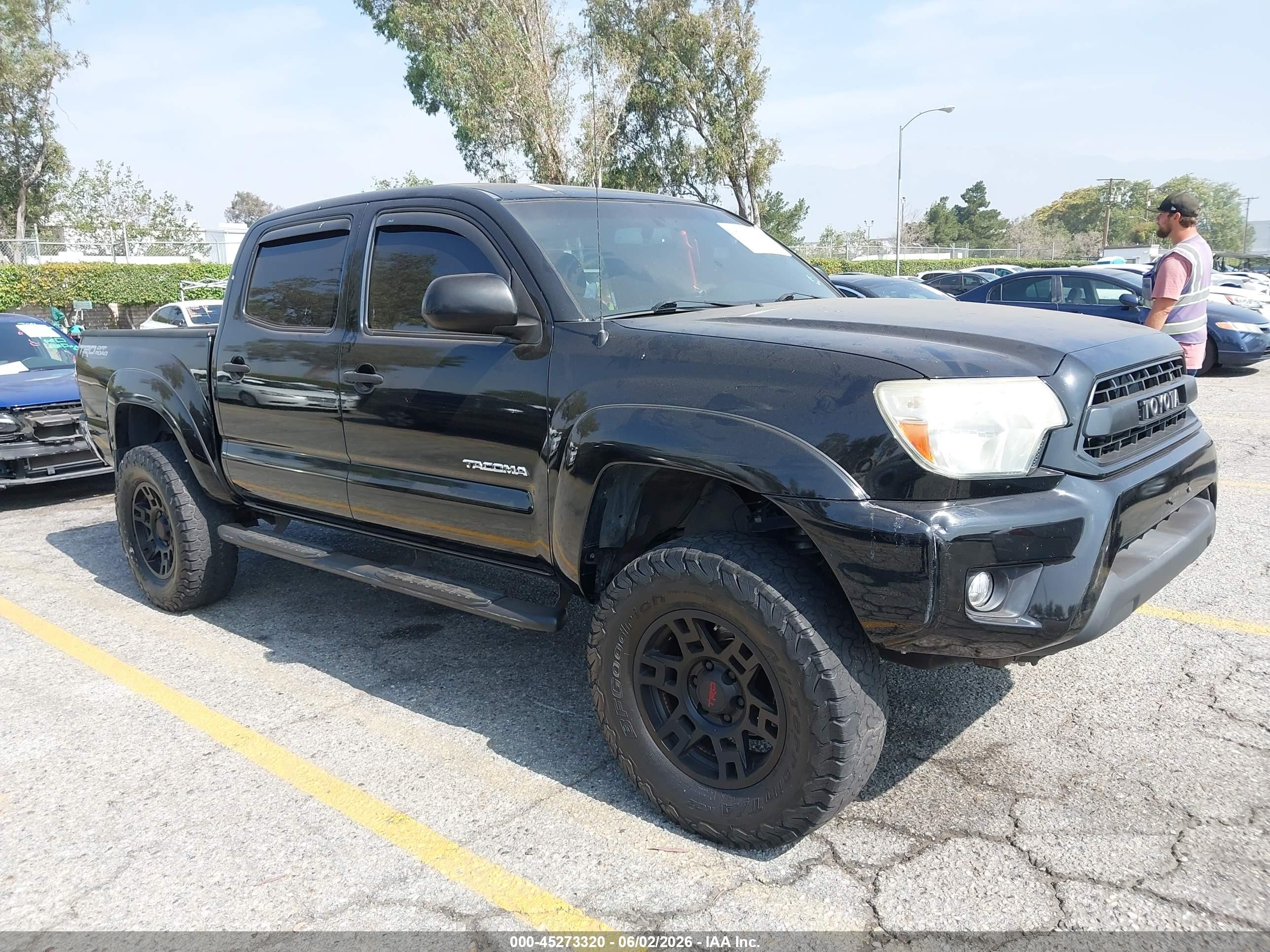 2013 Toyota Tacoma Prerunner V6 Black vin: 3TMJU4GN0DM153269