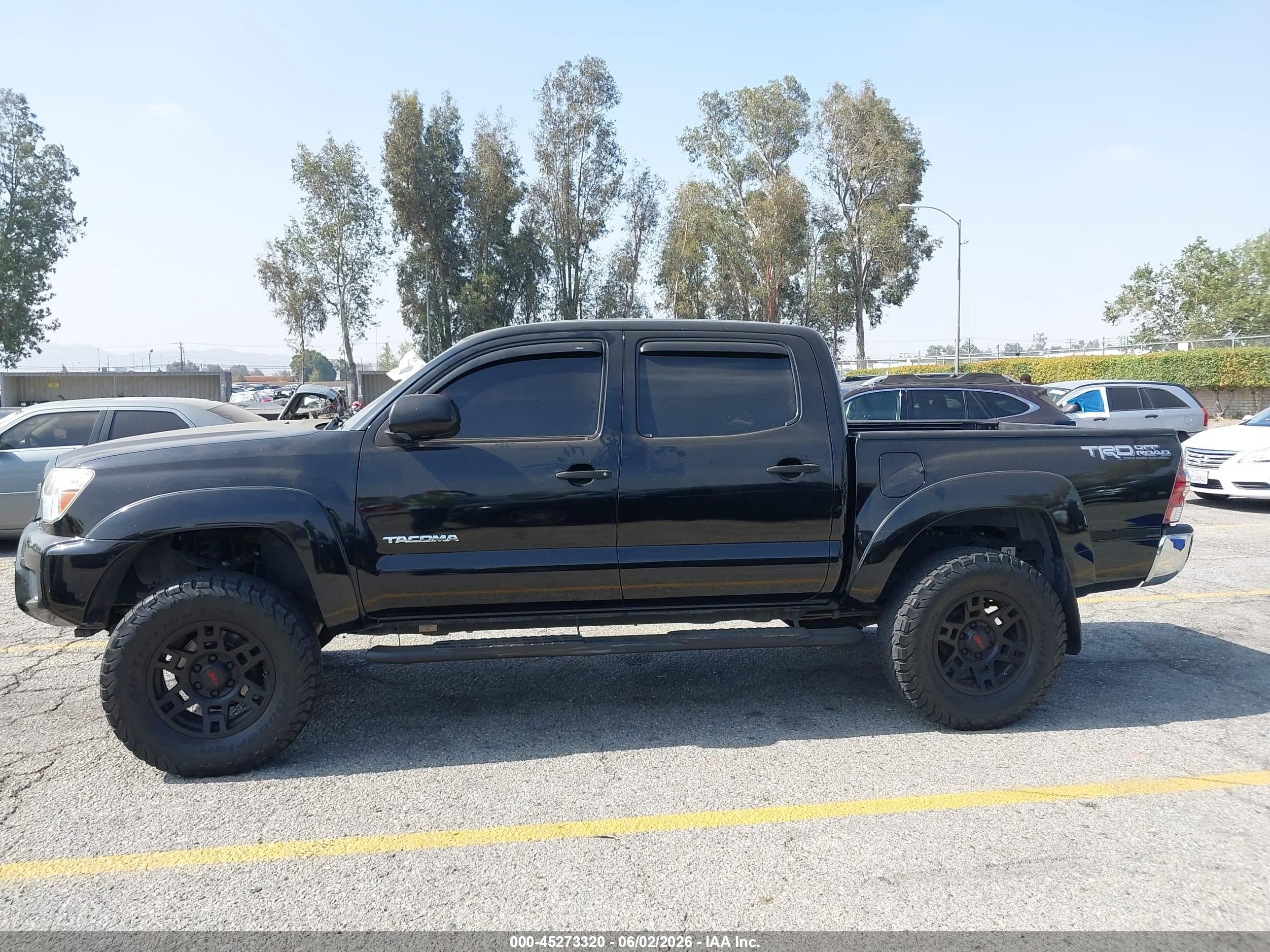 2013 Toyota Tacoma Prerunner V6 Black vin: 3TMJU4GN0DM153269