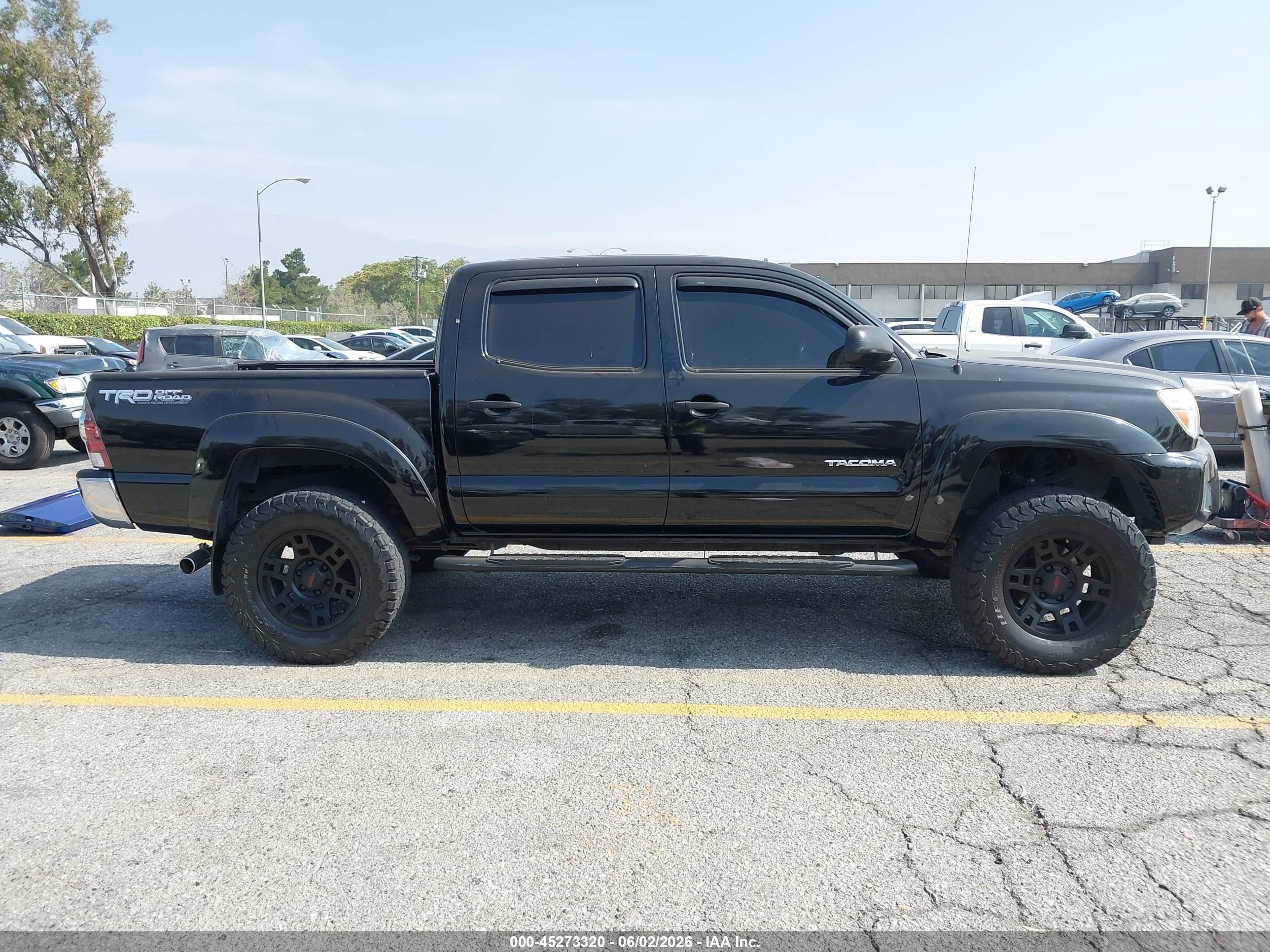 2013 Toyota Tacoma Prerunner V6 Black vin: 3TMJU4GN0DM153269