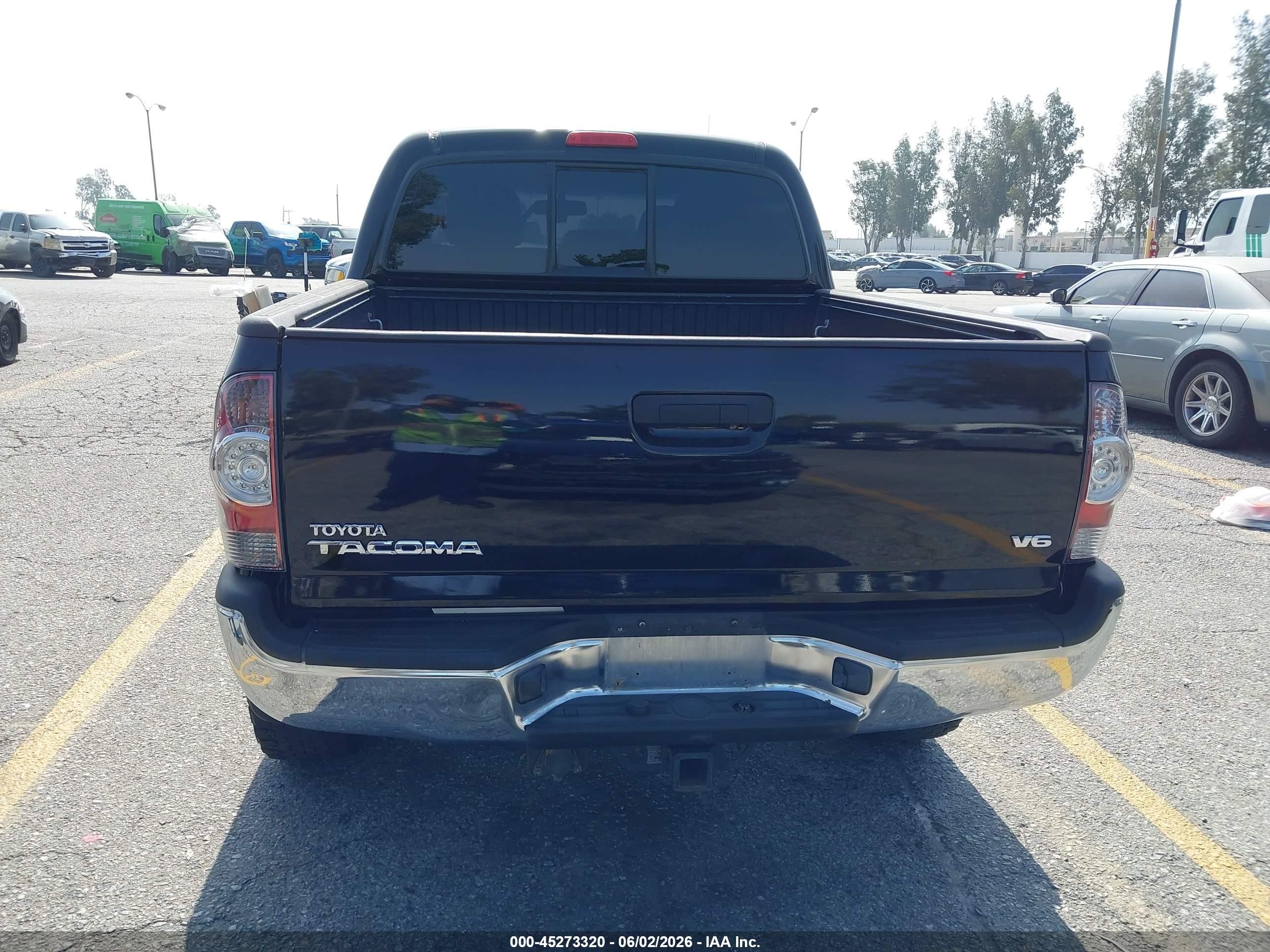 2013 Toyota Tacoma Prerunner V6 Black vin: 3TMJU4GN0DM153269